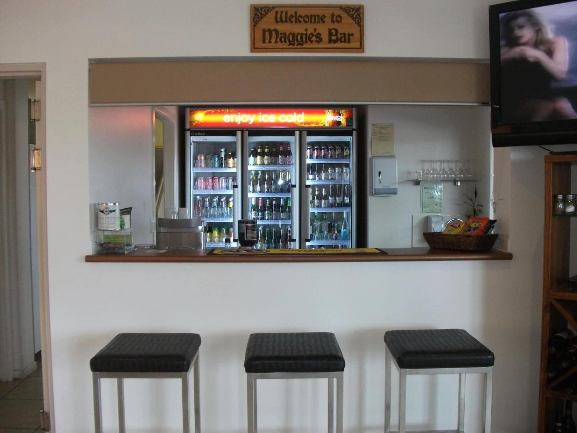 Bar/Salón Spinifex Motel & Serviced Apartments
