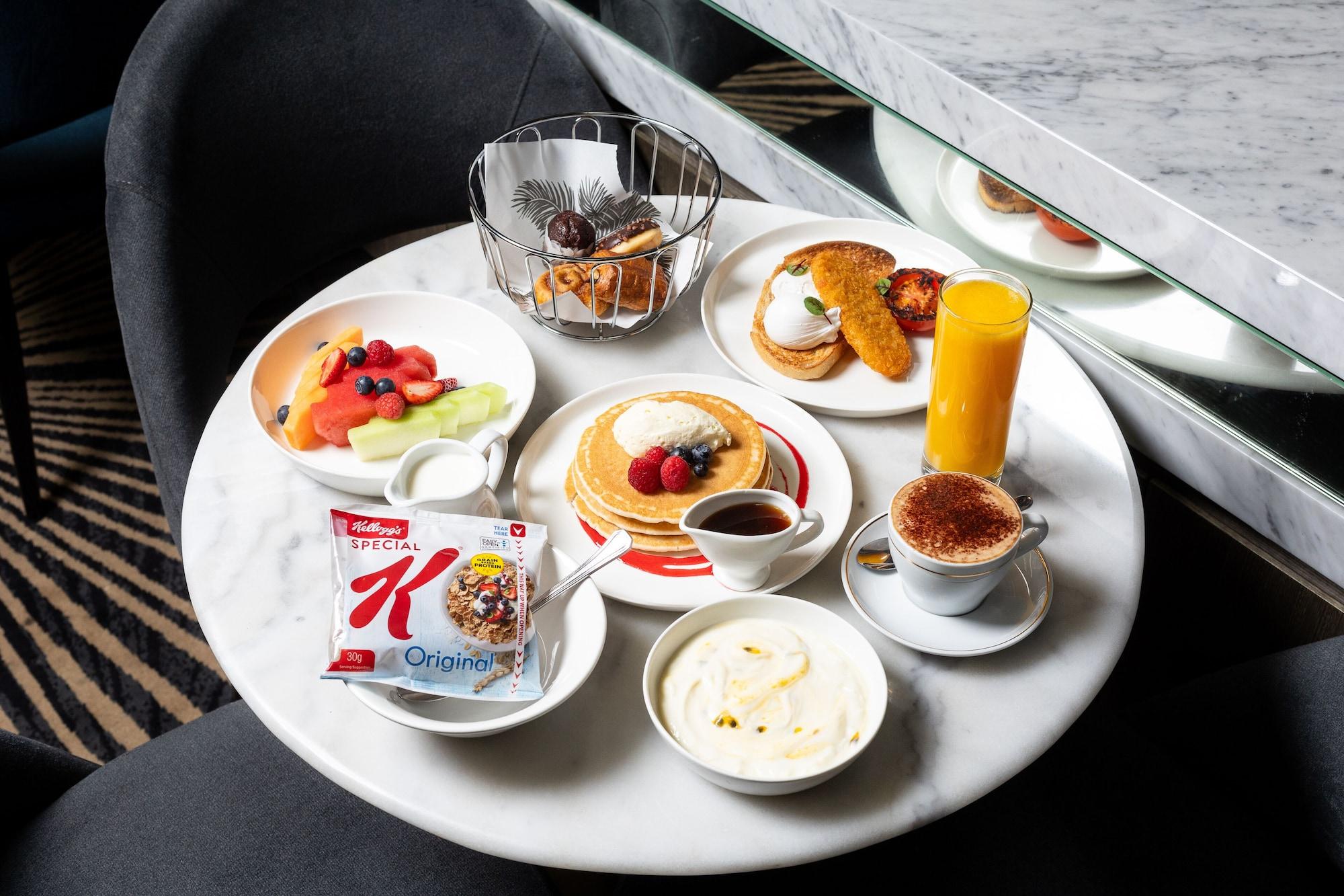 Restaurant Crowne Plaza Canberra by IHG