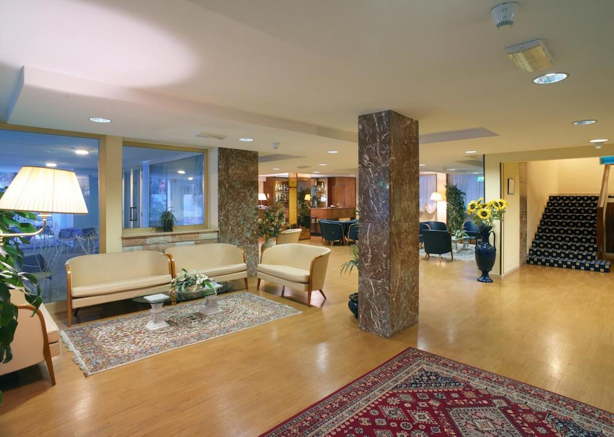 Vista Lobby Hotel Biancamano