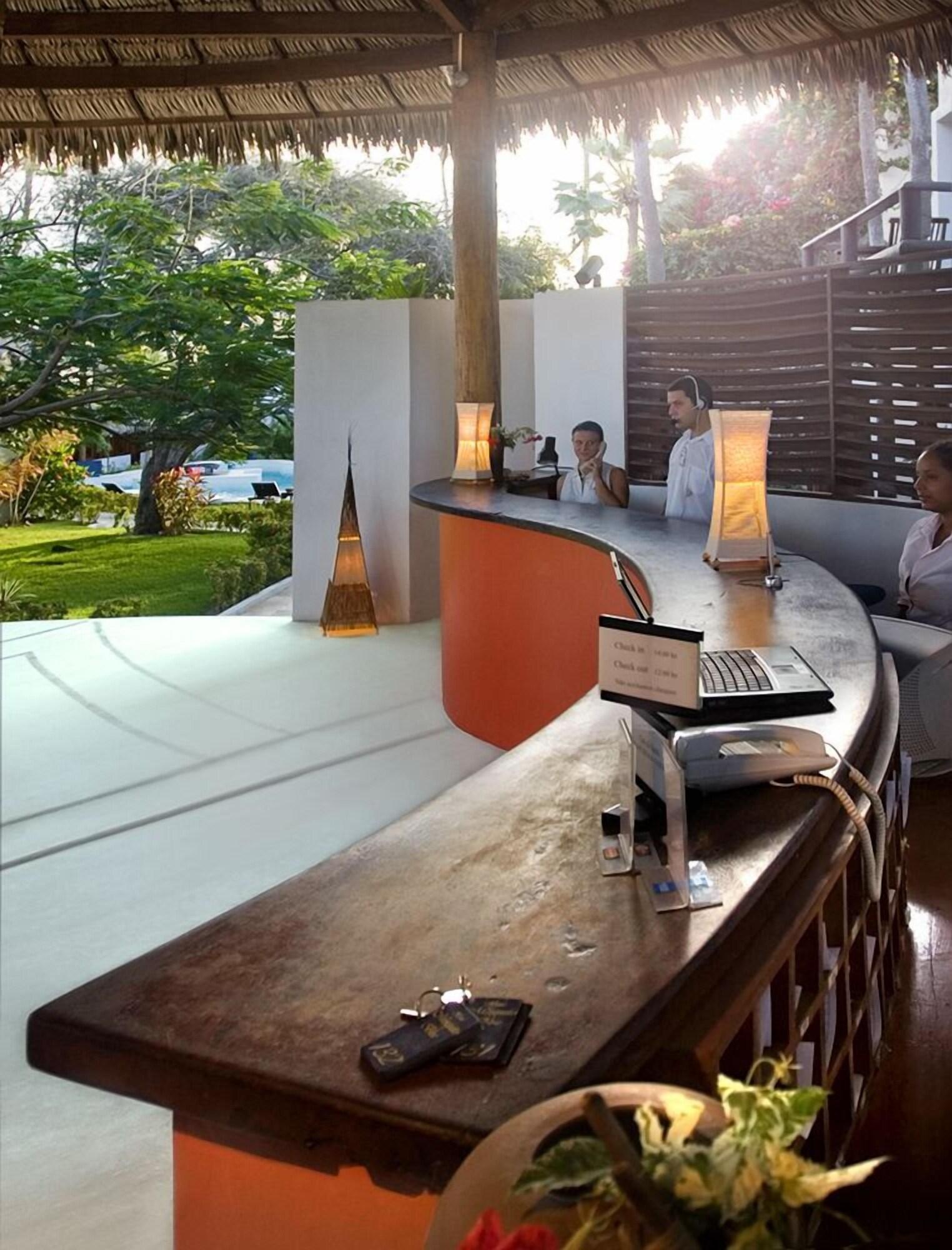 Vista Lobby My Blue Hotel