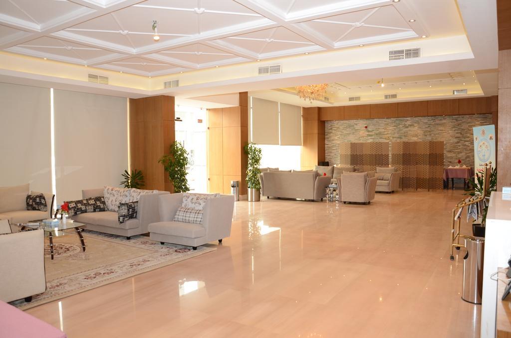 Vista Lobby Continental Inn Hotel Al Farwaniya