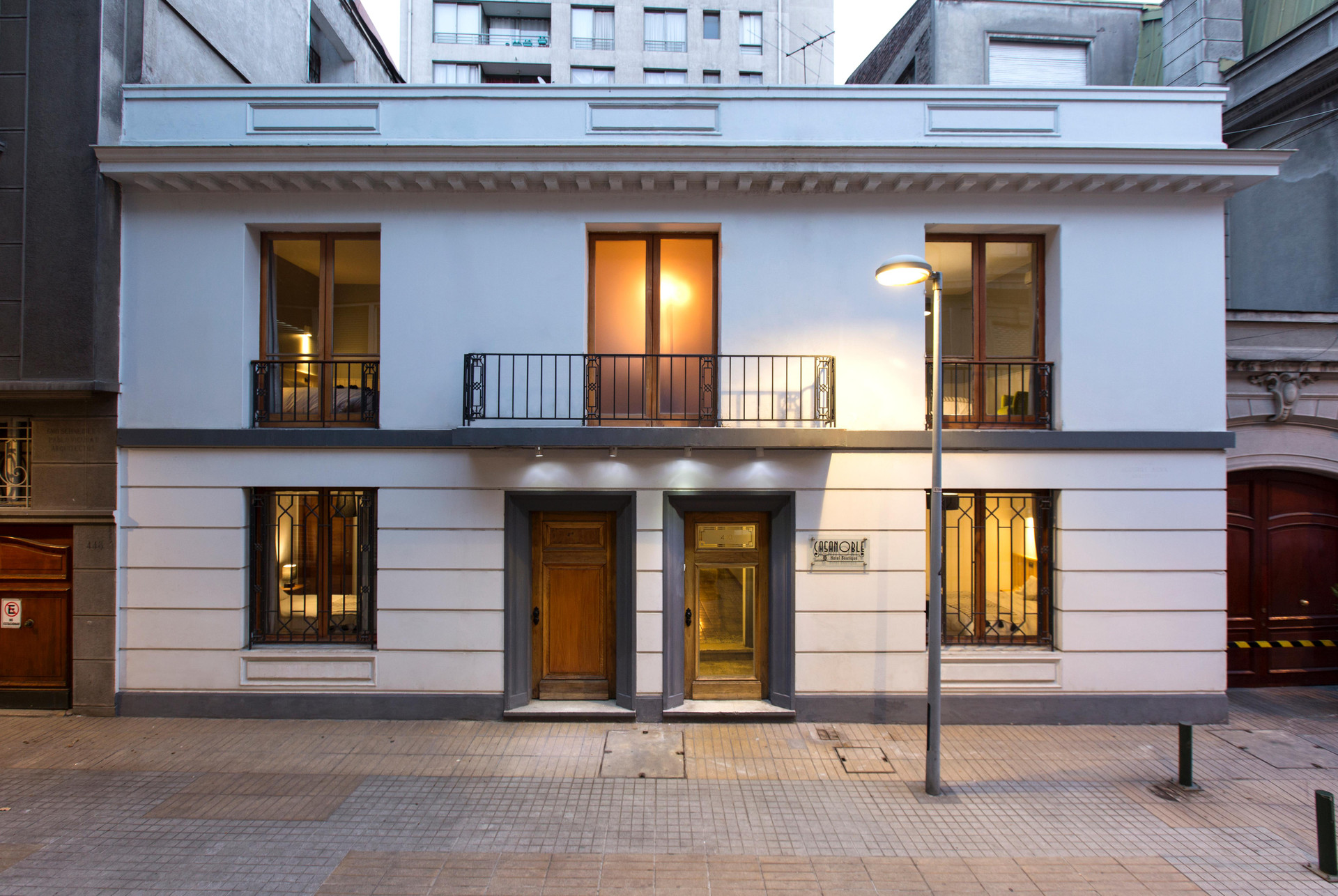Vista Exterior Casa Noble