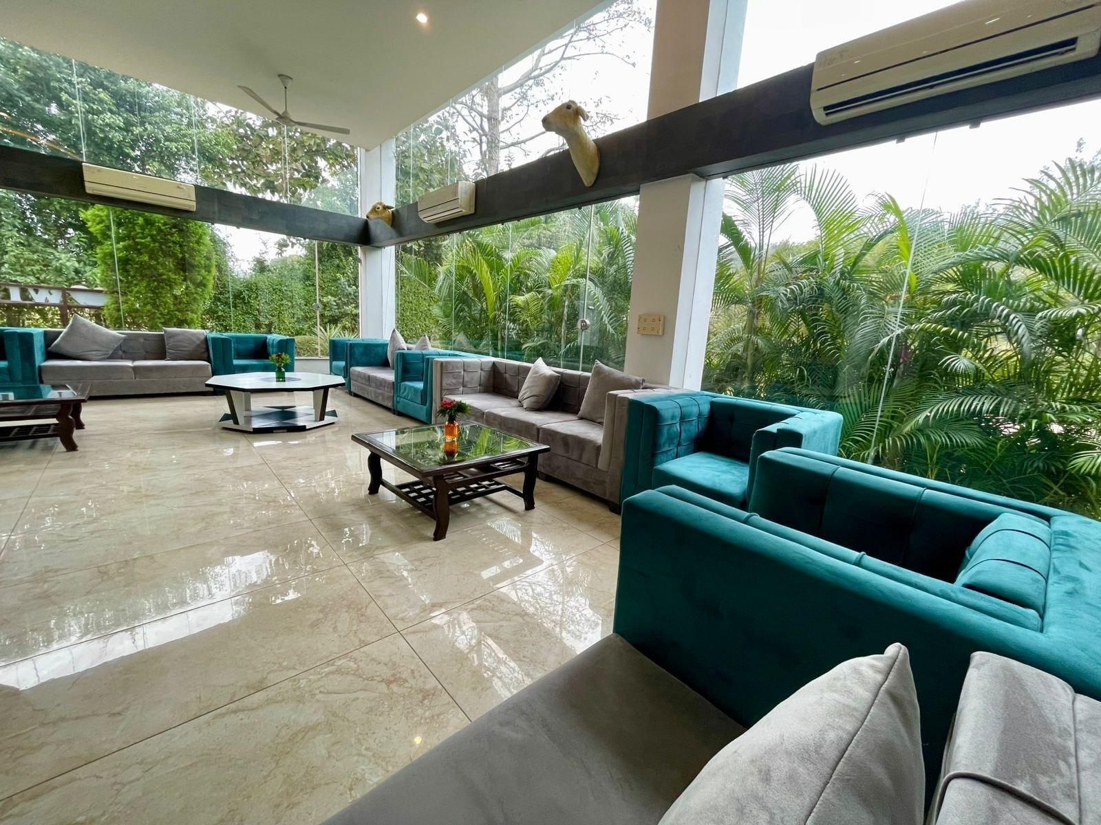 Vista Lobby Winsome Resort & Spa