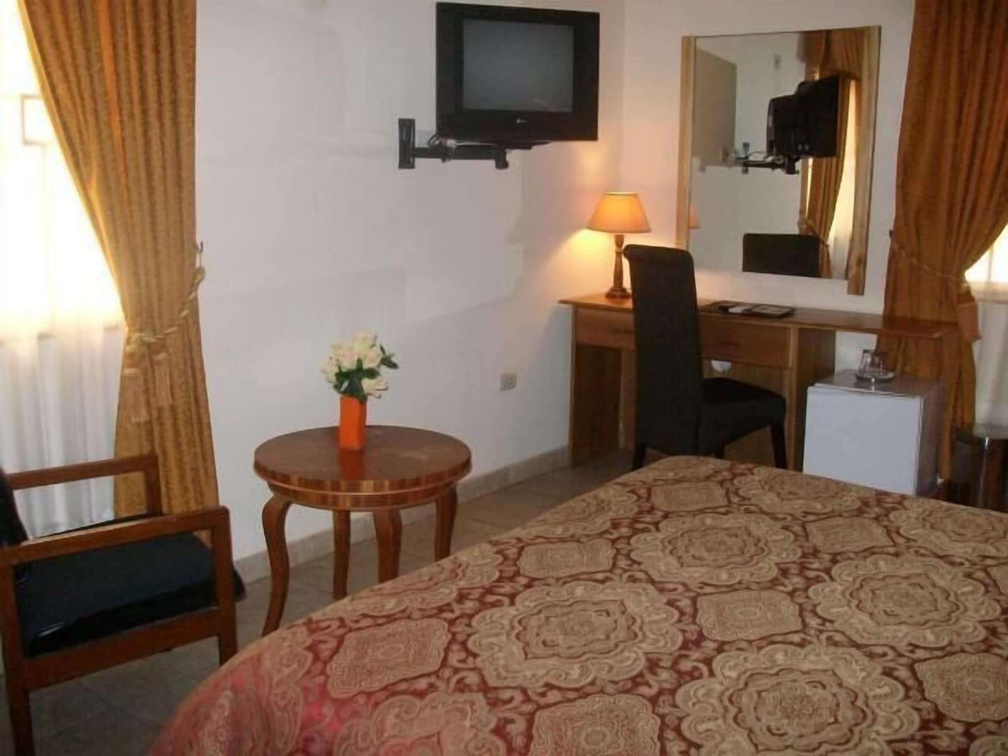 Set de Habitación Rayporsh Hotel