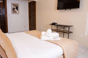 Alojamiento - Kadiss Hotel