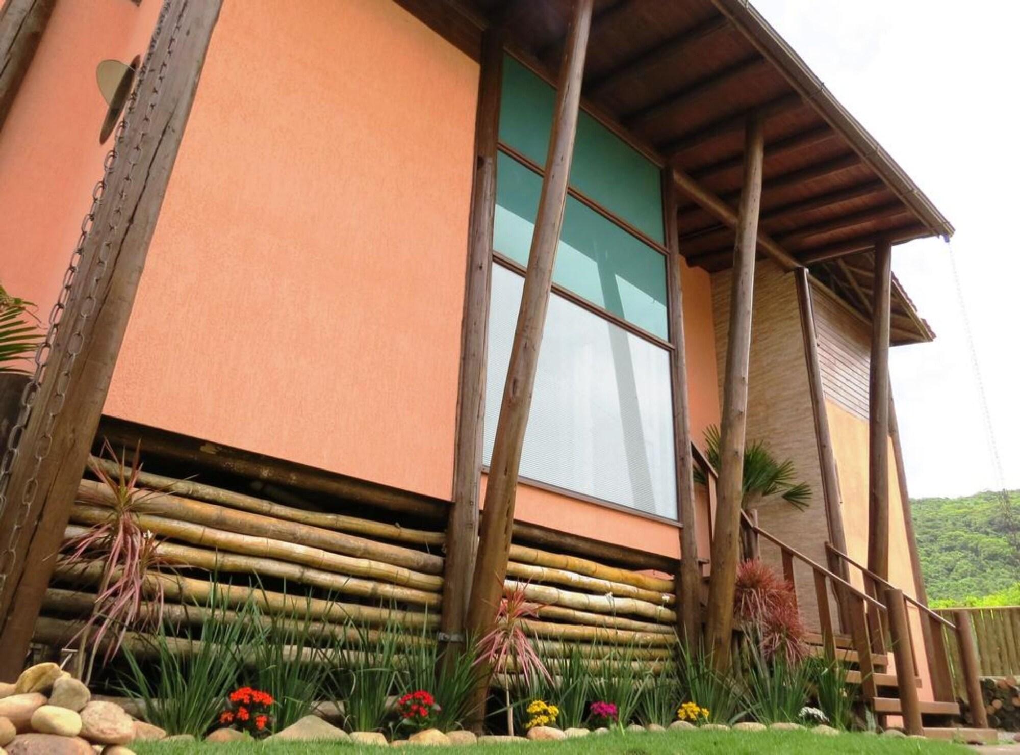 Varios Gated community home on elevation 3 BR 3. 5 BA