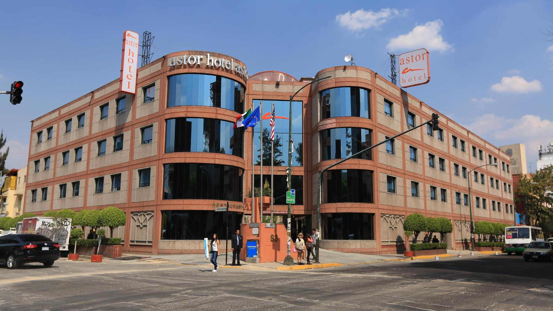 Vista Exterior Hotel Astor