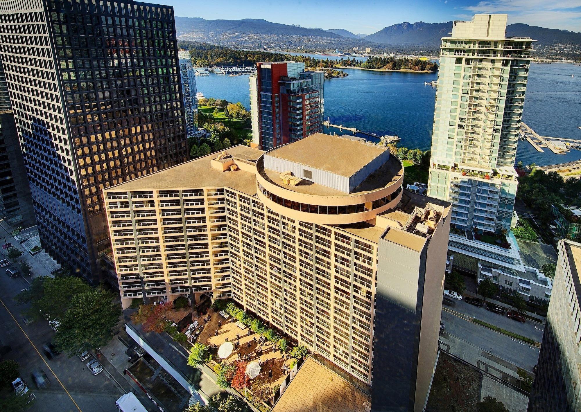 Vista Exterior Pinnacle Hotel Harbourfront