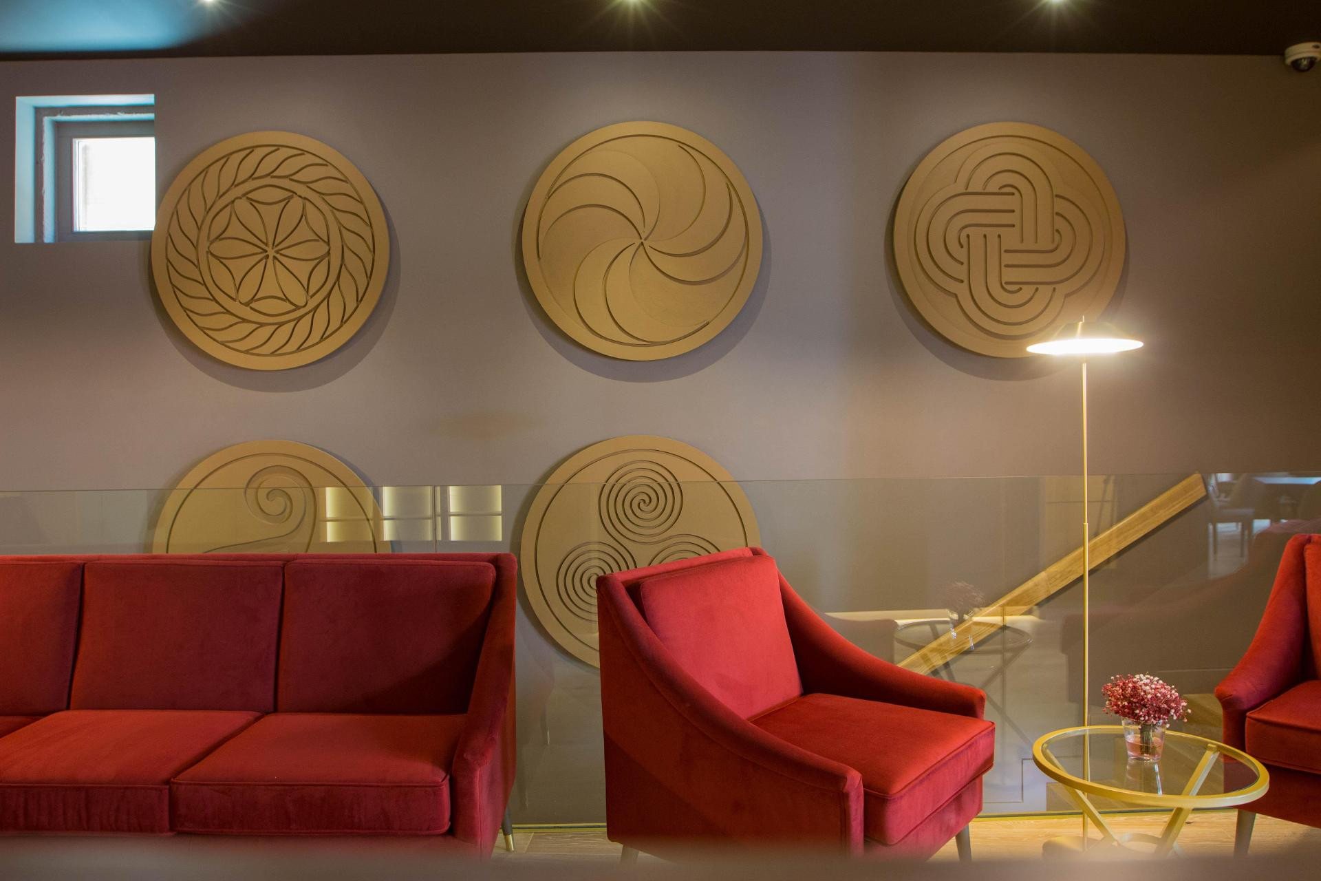 Vista Lobby Burgus Tribute & Design Hotel