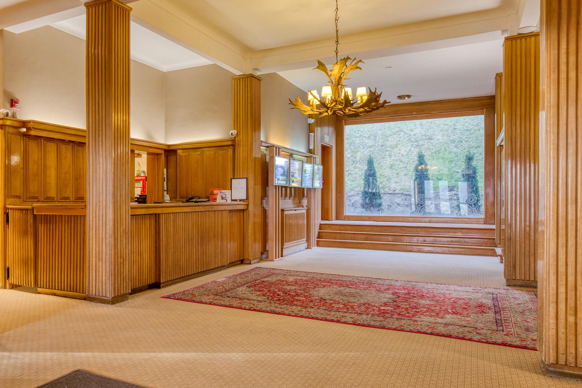 Vista Lobby Hotel Tres Reyes Bariloche