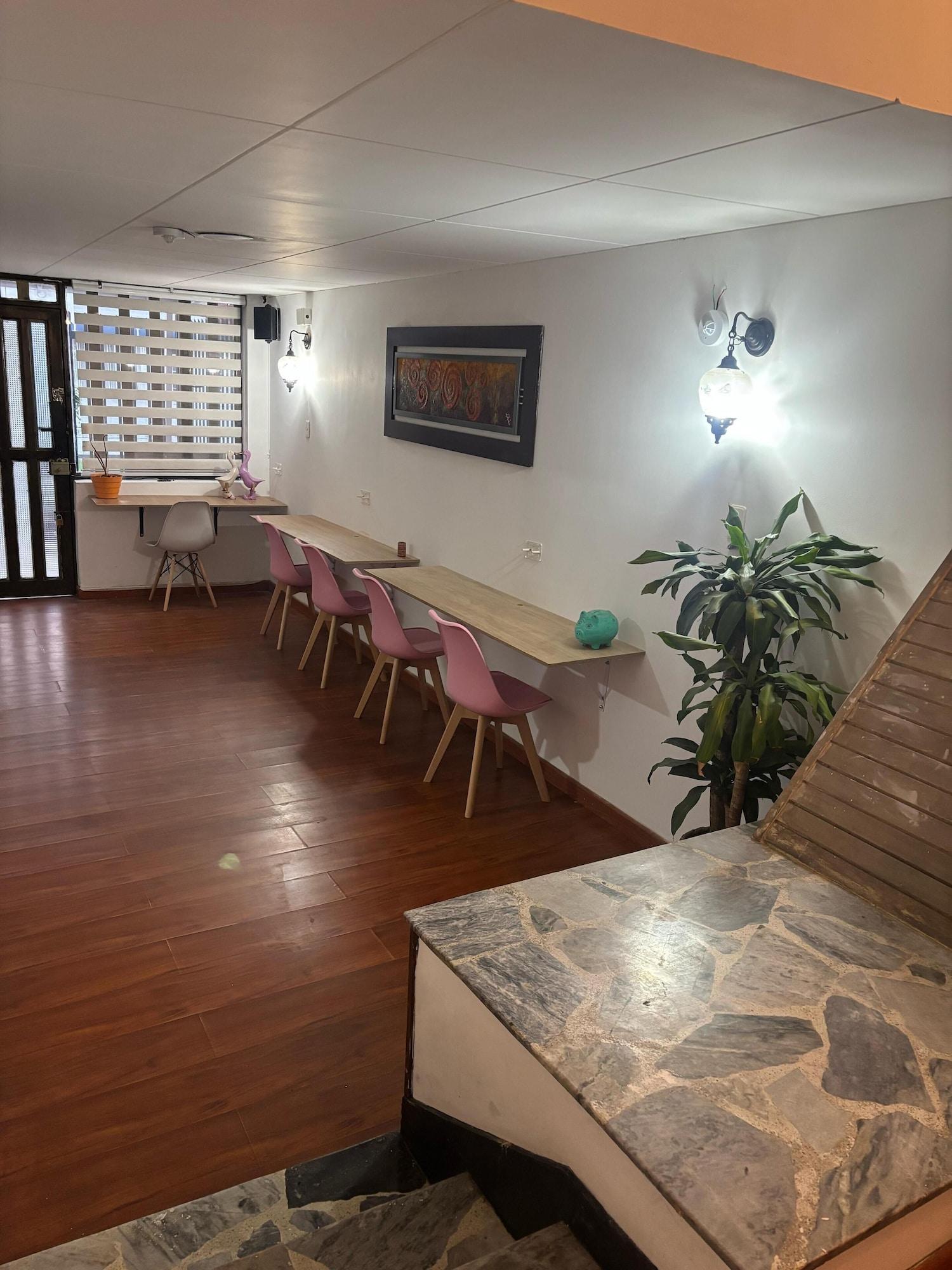Comodidades del Alojamiento Kuyay Yachi Hostel