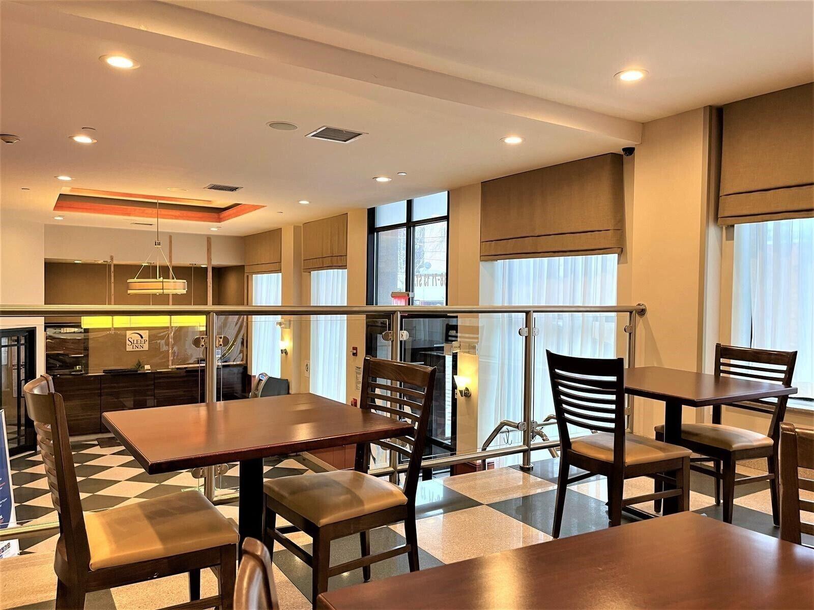 Varios Sleep Inn Long Island City - Manhattan View