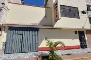 Alojamiento - HOTEL CERRO BLANCO