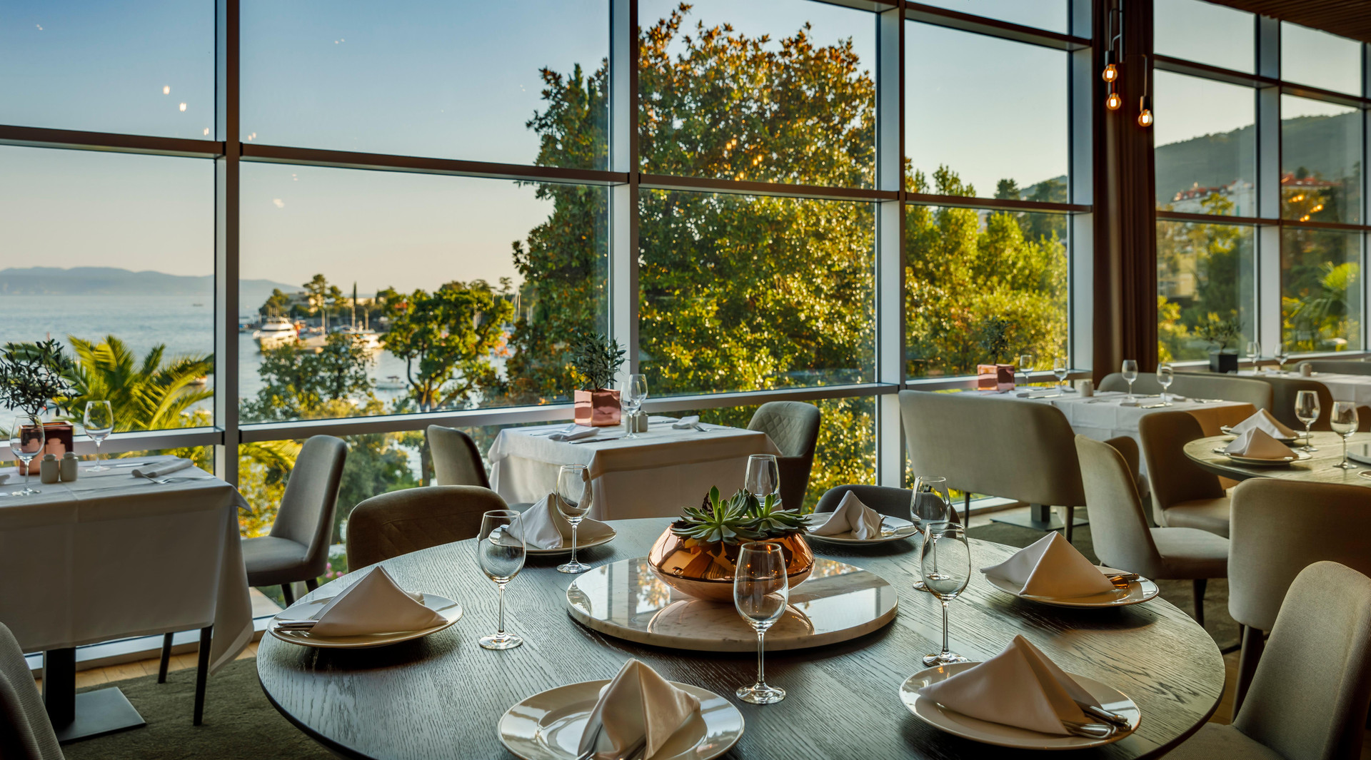 Restaurant hotel Ambasador - Liburnia