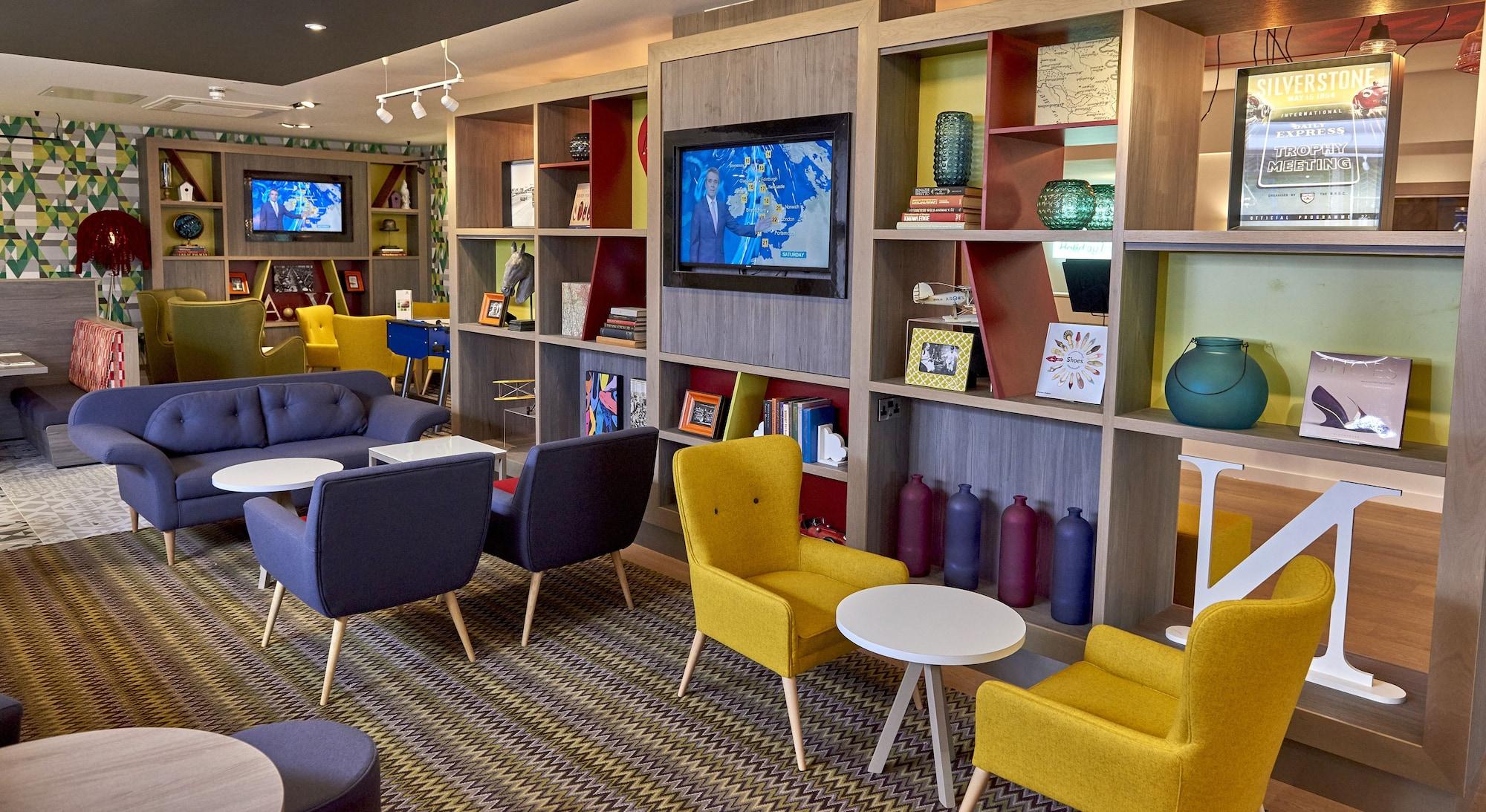 Bar/Salón Holiday Inn Northampton West M1, Jct 16 by IHG