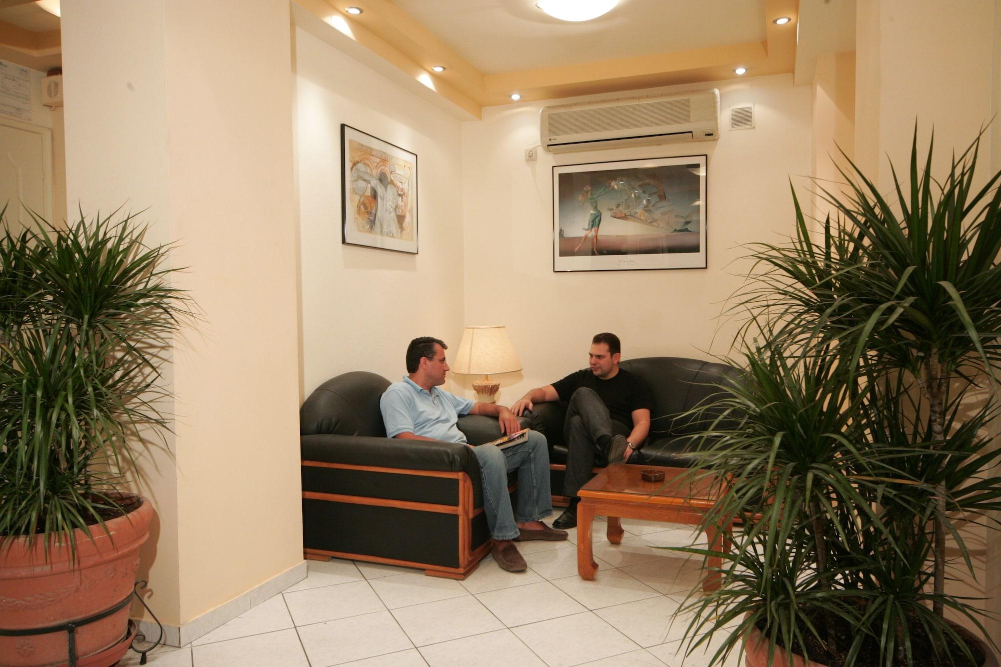 Vista Lobby Alma Hotel