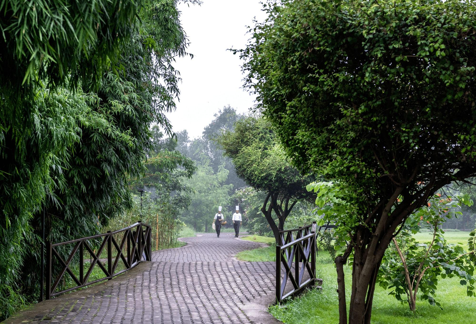 Vista Exterior Aahana Resort - Jim Corbett
