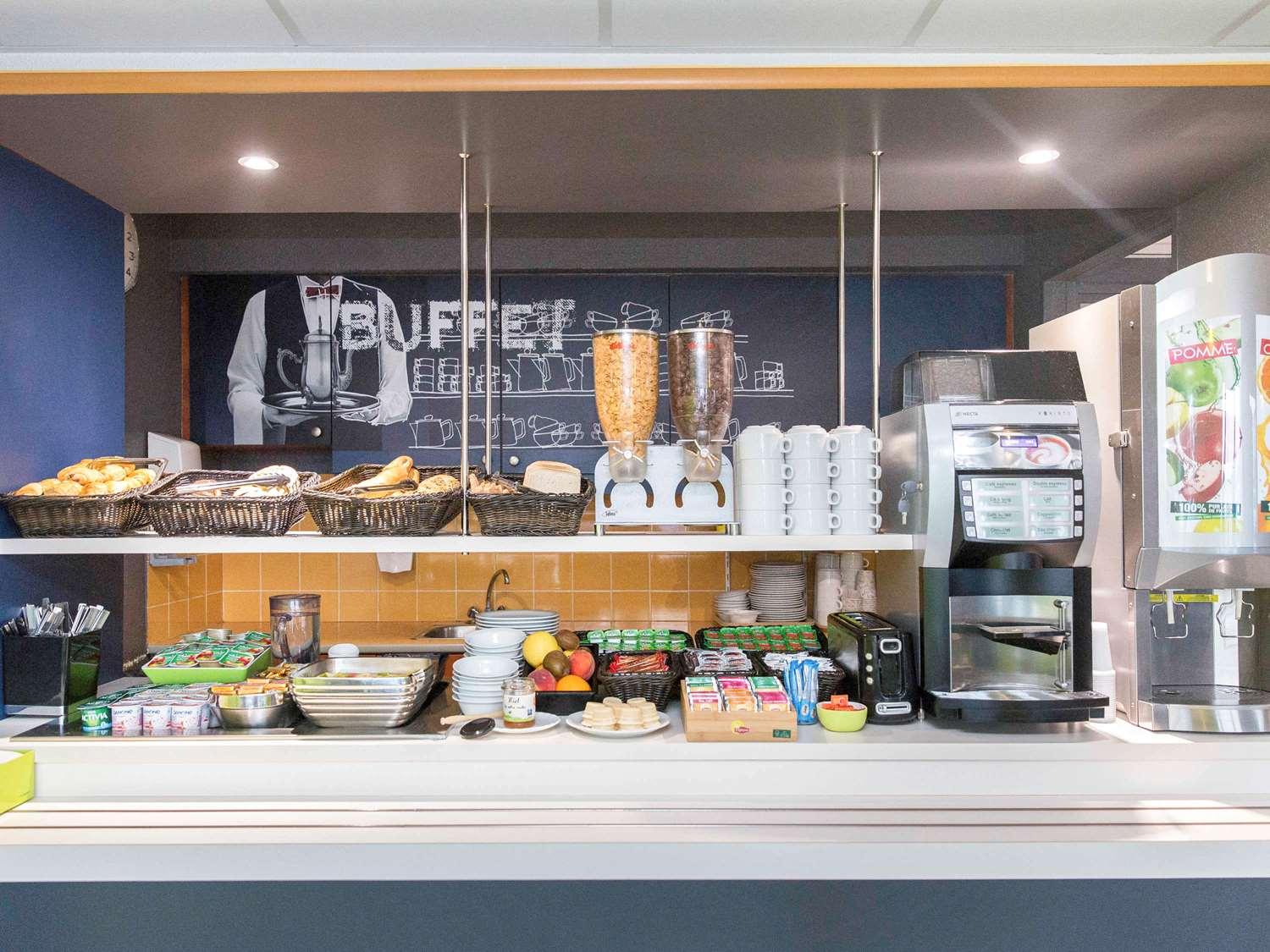 Varios Hotel Ibis Budget Lyon Est Chaponnay