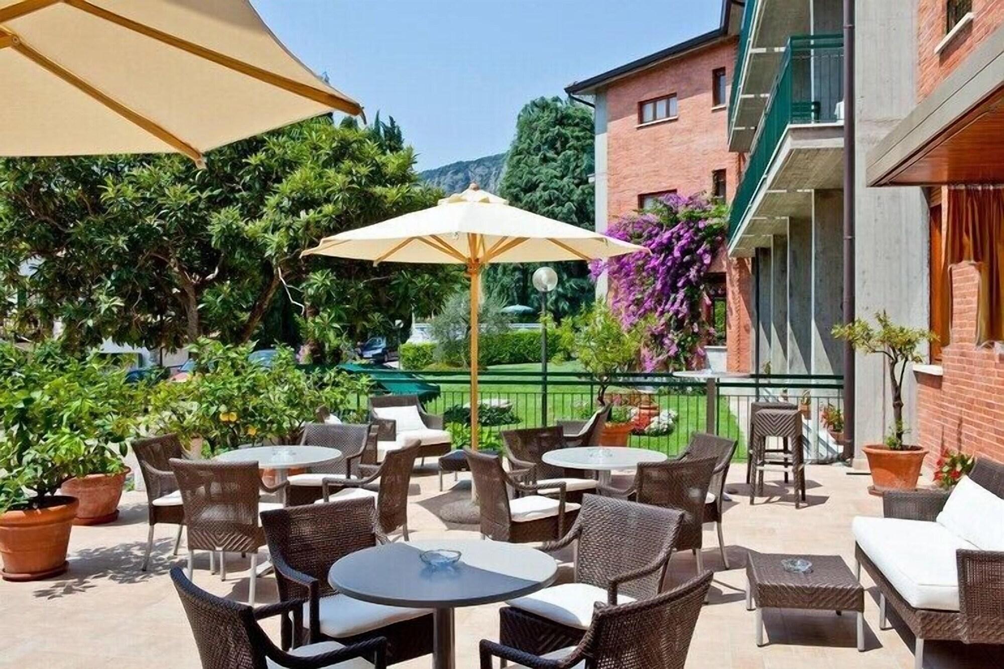 Comodidades del Alojamiento Hotel Gabbiano - Garda Lake Collection