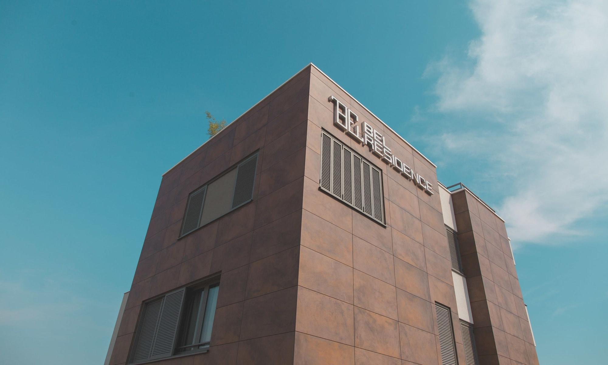 Vista Exterior Bel Residence