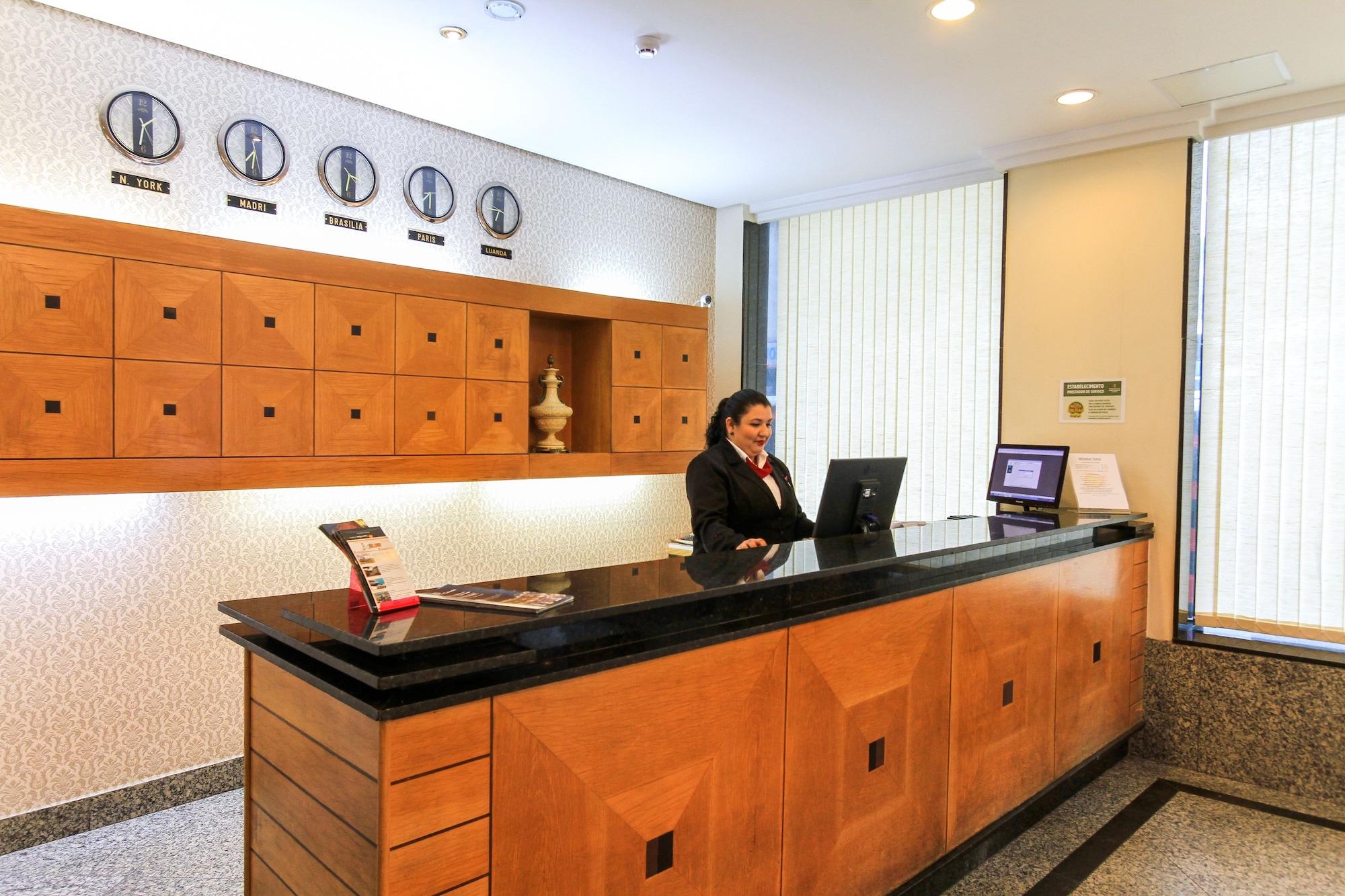 Vista Lobby Windsor Hotel