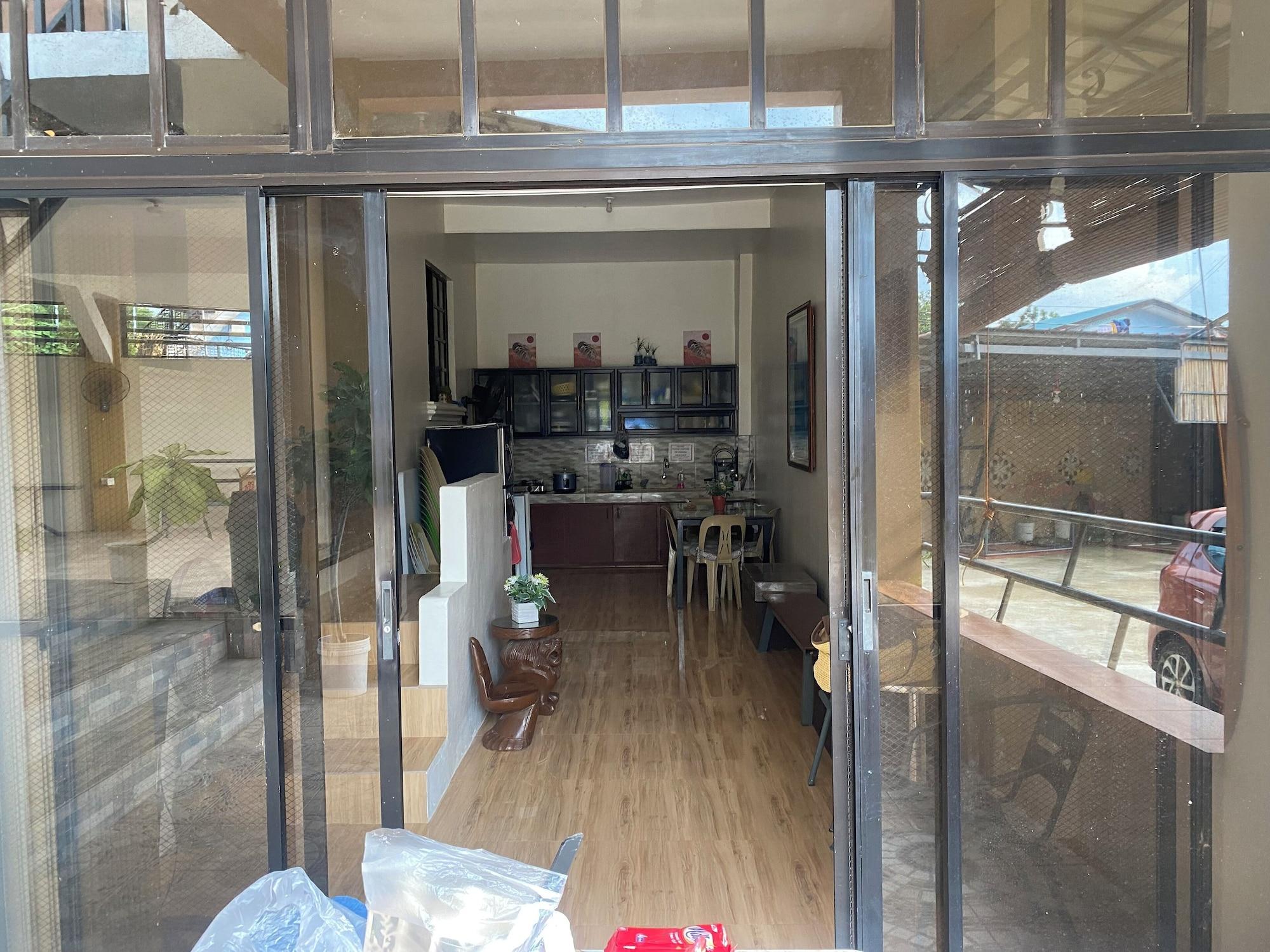 Equipamiento de Habitación Evangeline Garden and Lodge