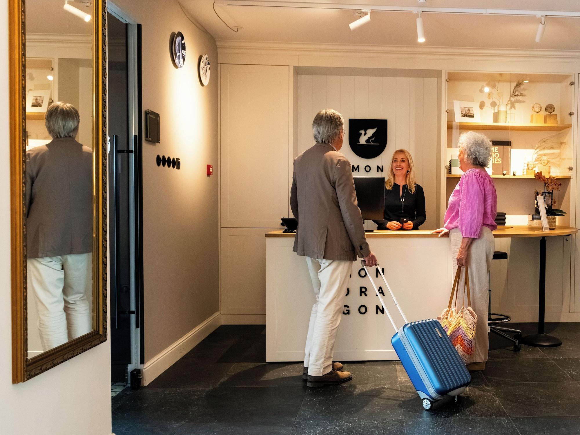 Vista Lobby Boutique Hotel Mondragon