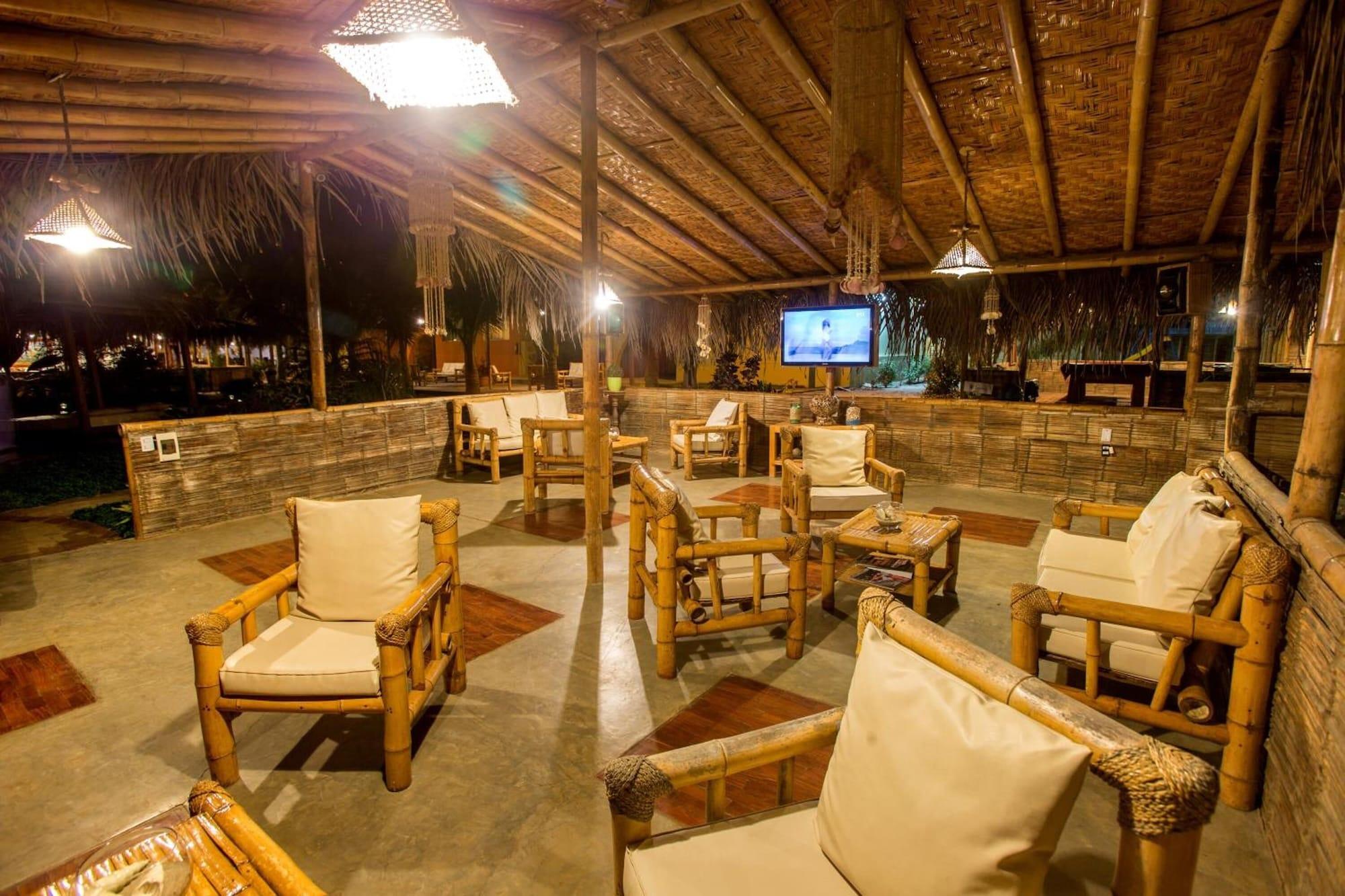 Vista Lobby Organos Beach