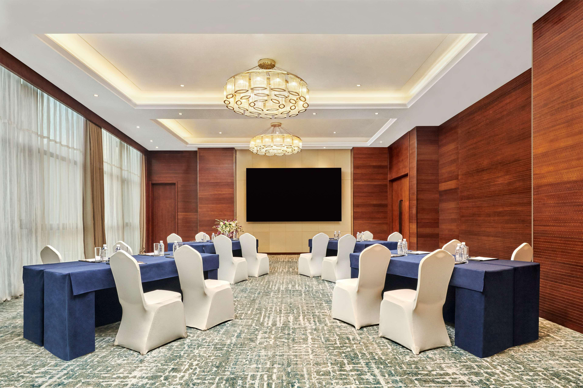 Vista Exterior Hilton Garden Inn Wuhan Hankou