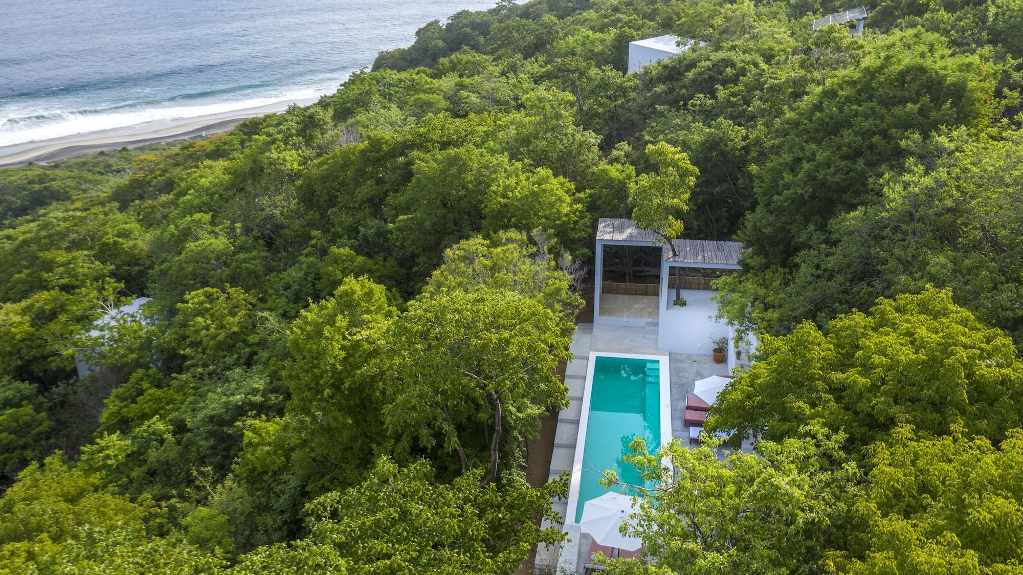 Varios Cocolia Hotel - Adults Only