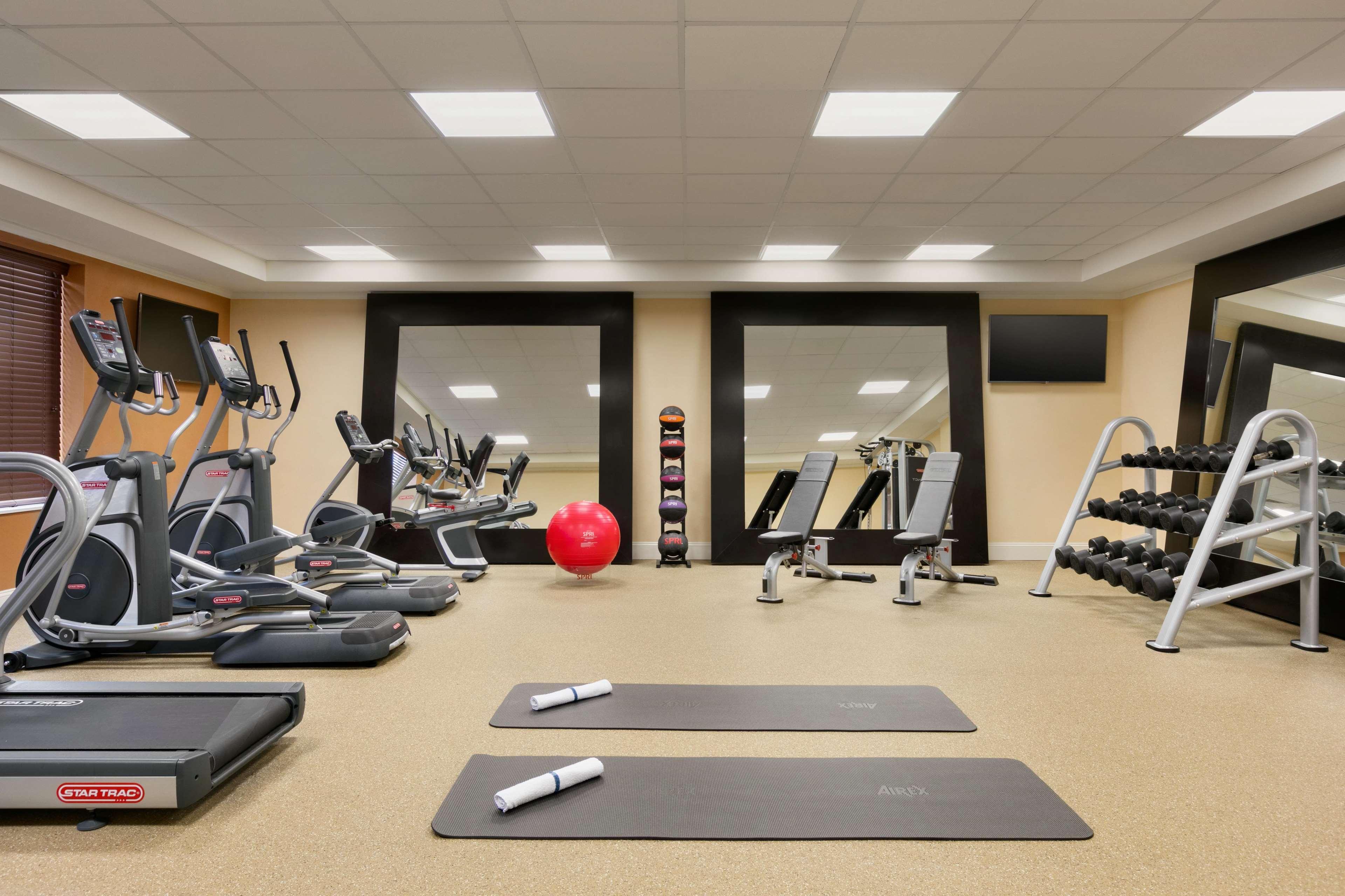 Gimnasio Hilton Garden Inn Statesville