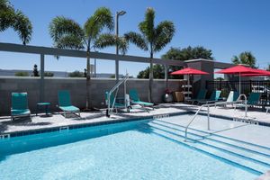 Alojamiento - Home2 Suites by Hilton Orlando Airport