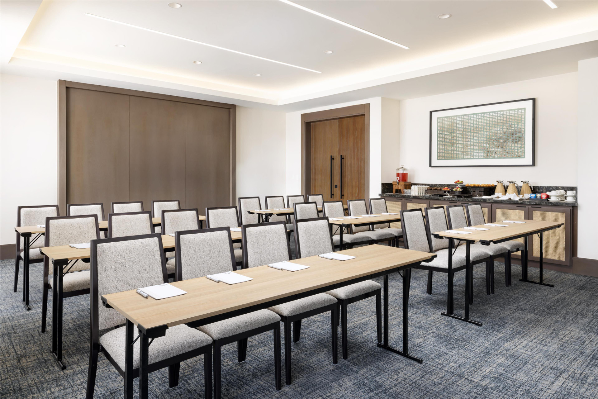 Centro de Negocios Hotel Santiago, Curio Collection by Hilton