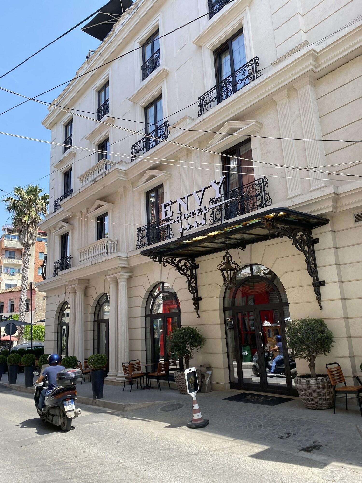 Vista Exterior Envy Hotel
