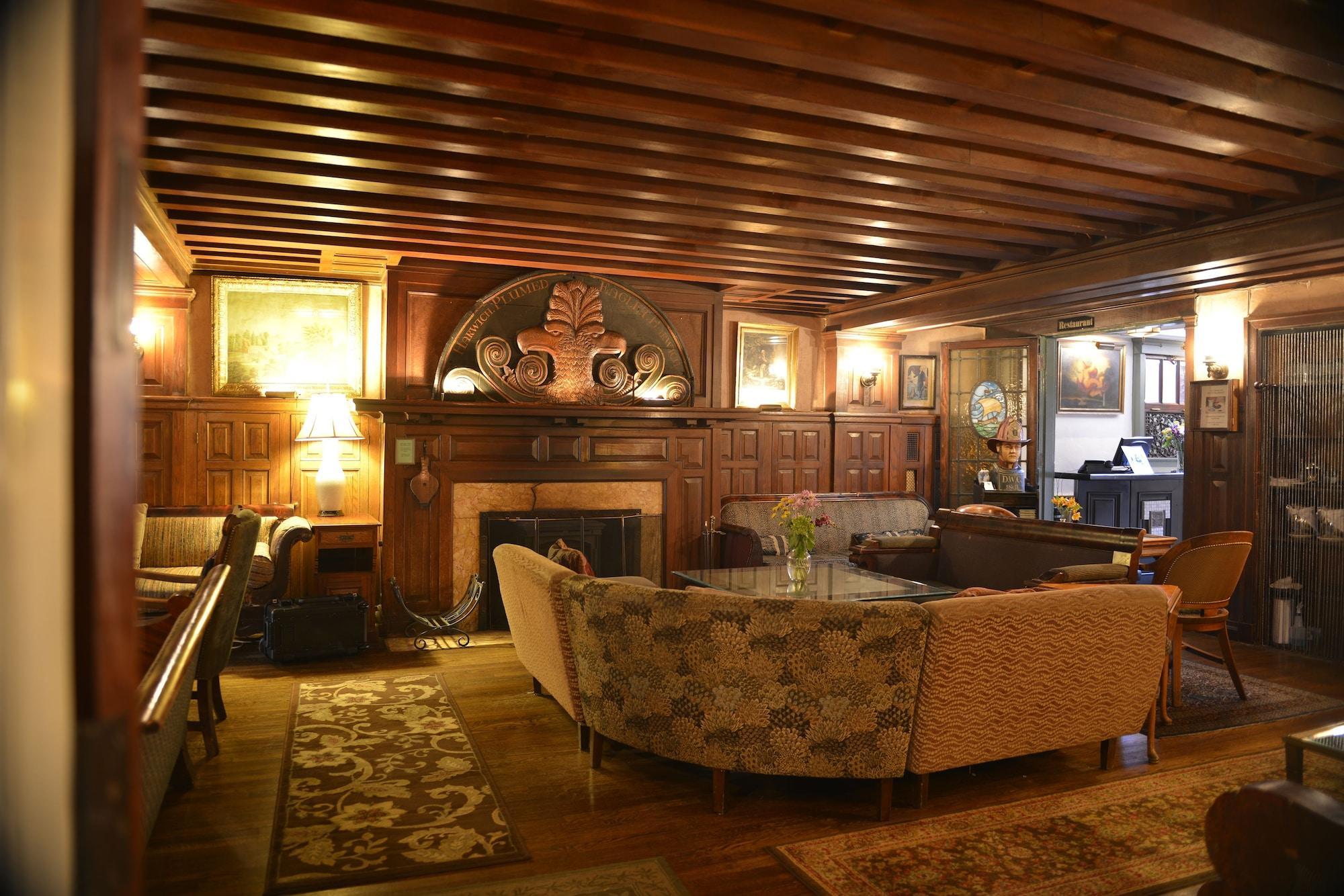 Vista Lobby Tabard Inn