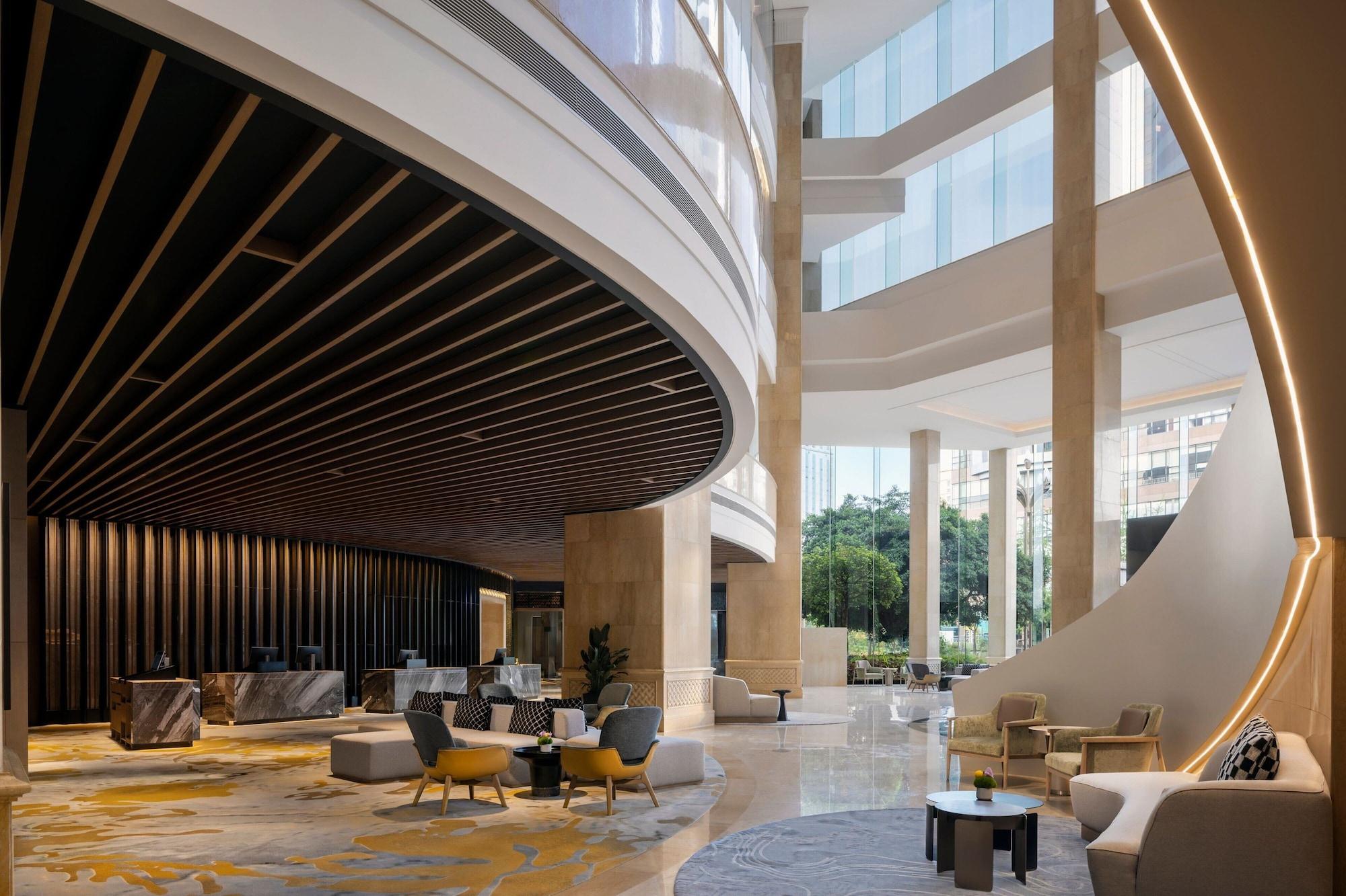 Vista Lobby Sheraton Chengdu Lido Hotel