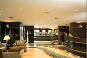 Alojamiento - Plaza Athenee Hotel