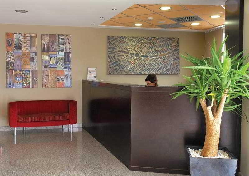 Vista Lobby Blu Hotel Pamplona