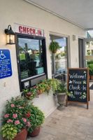 Alojamiento - Queens Lodge Motel