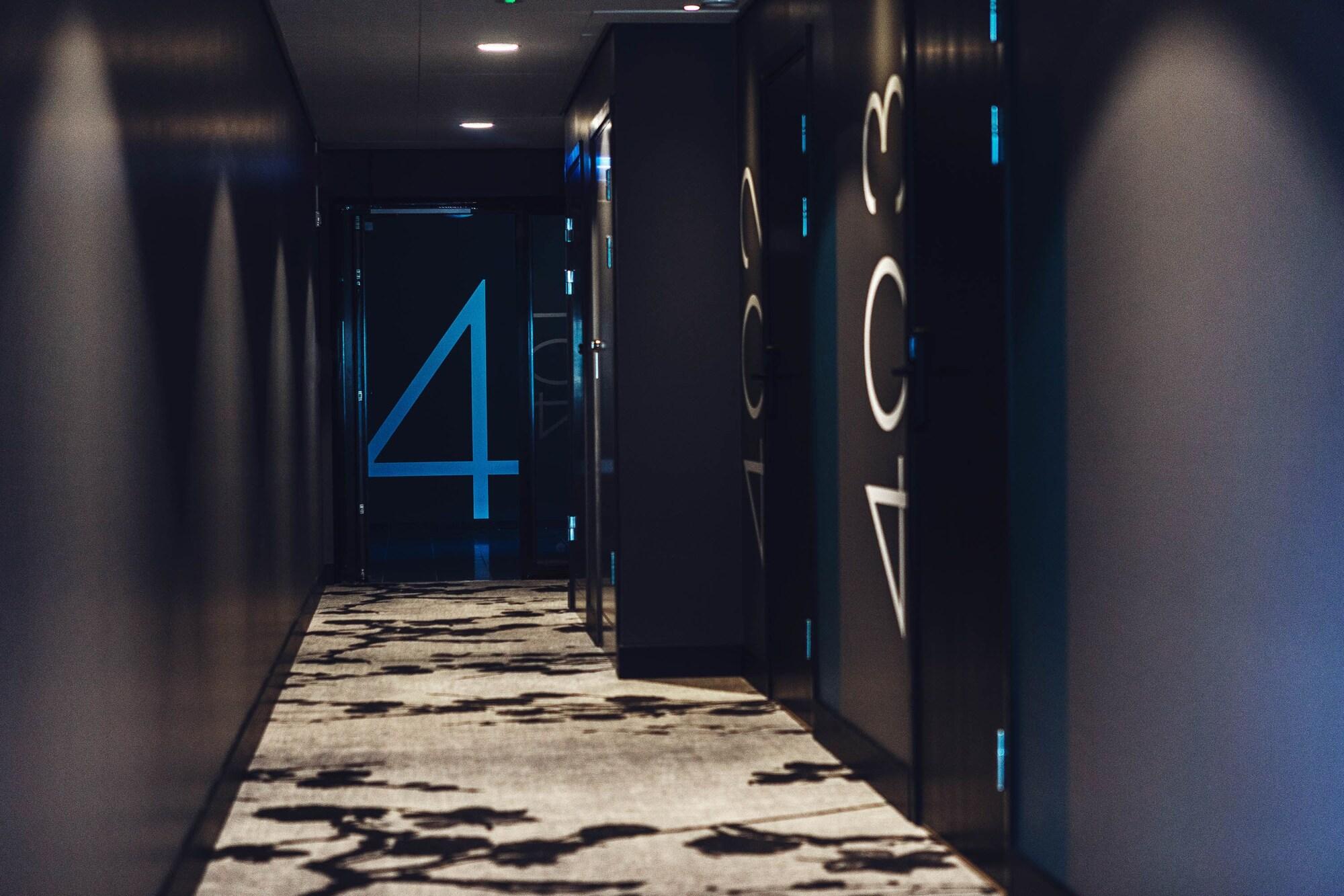 Varios Sky Hotel Apartments City