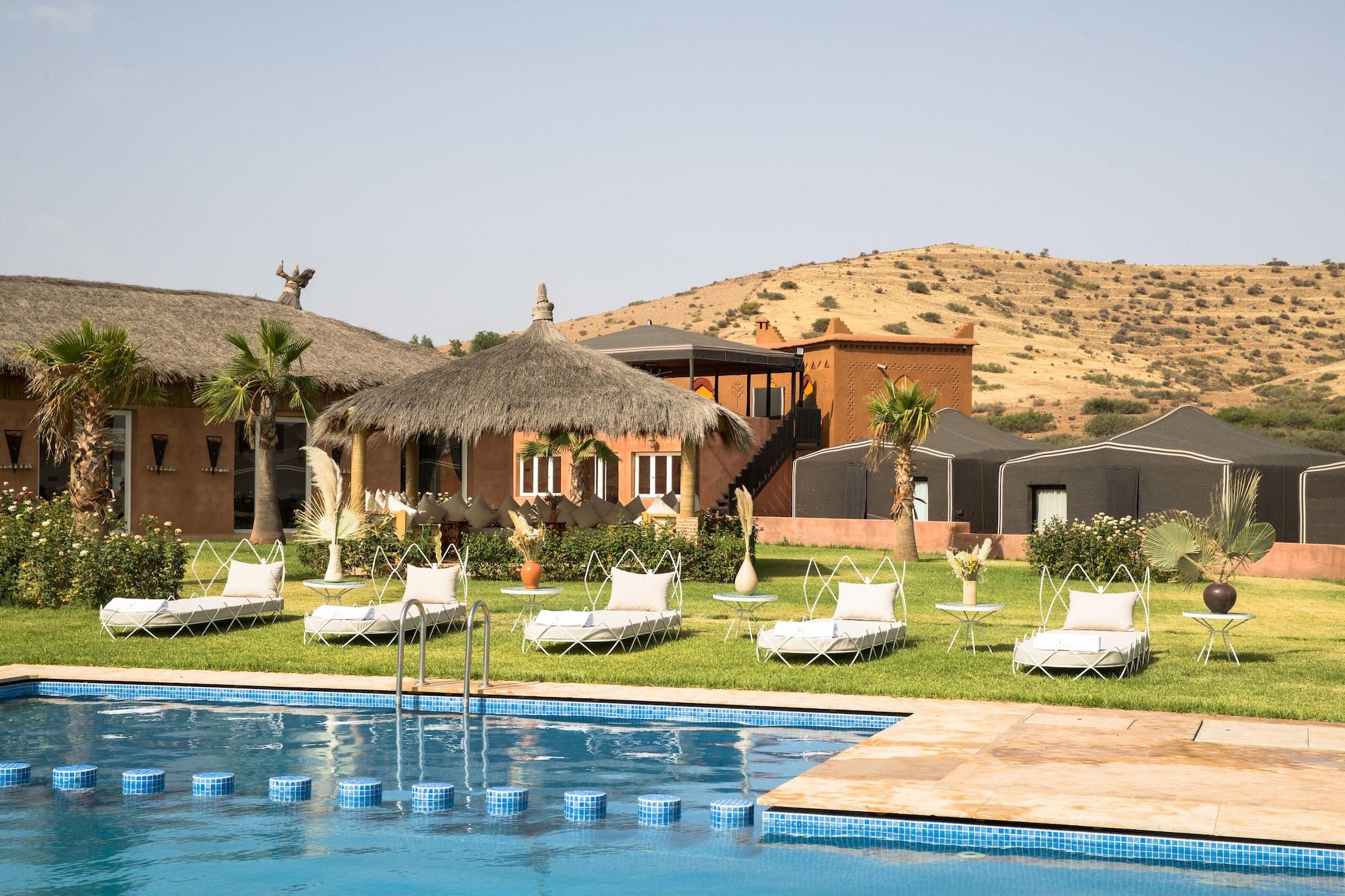 Vista Piscina Kalyptus Luxury Camp