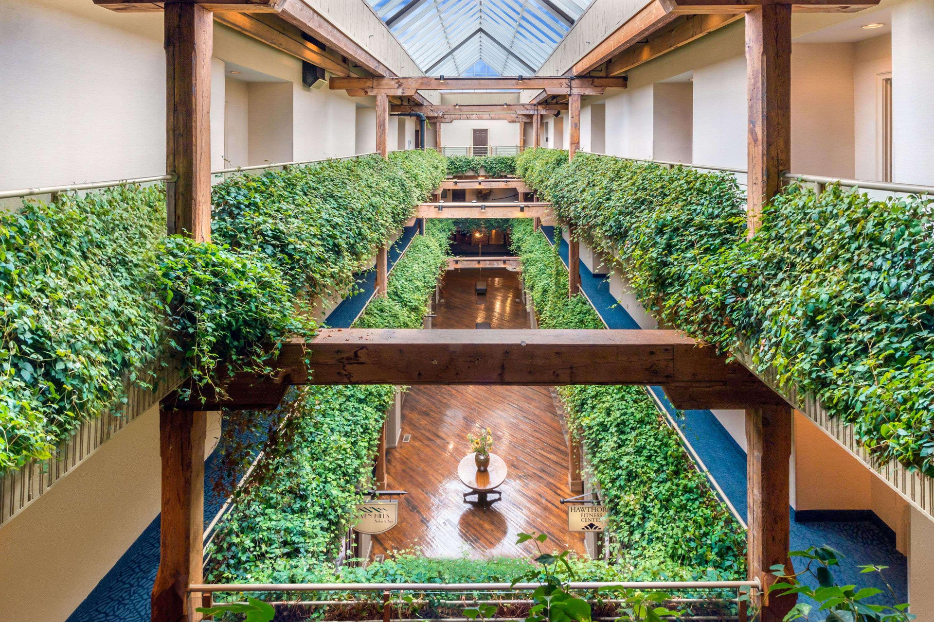 Vista Lobby Hawthorn Extended Stay by Wyndham Rome