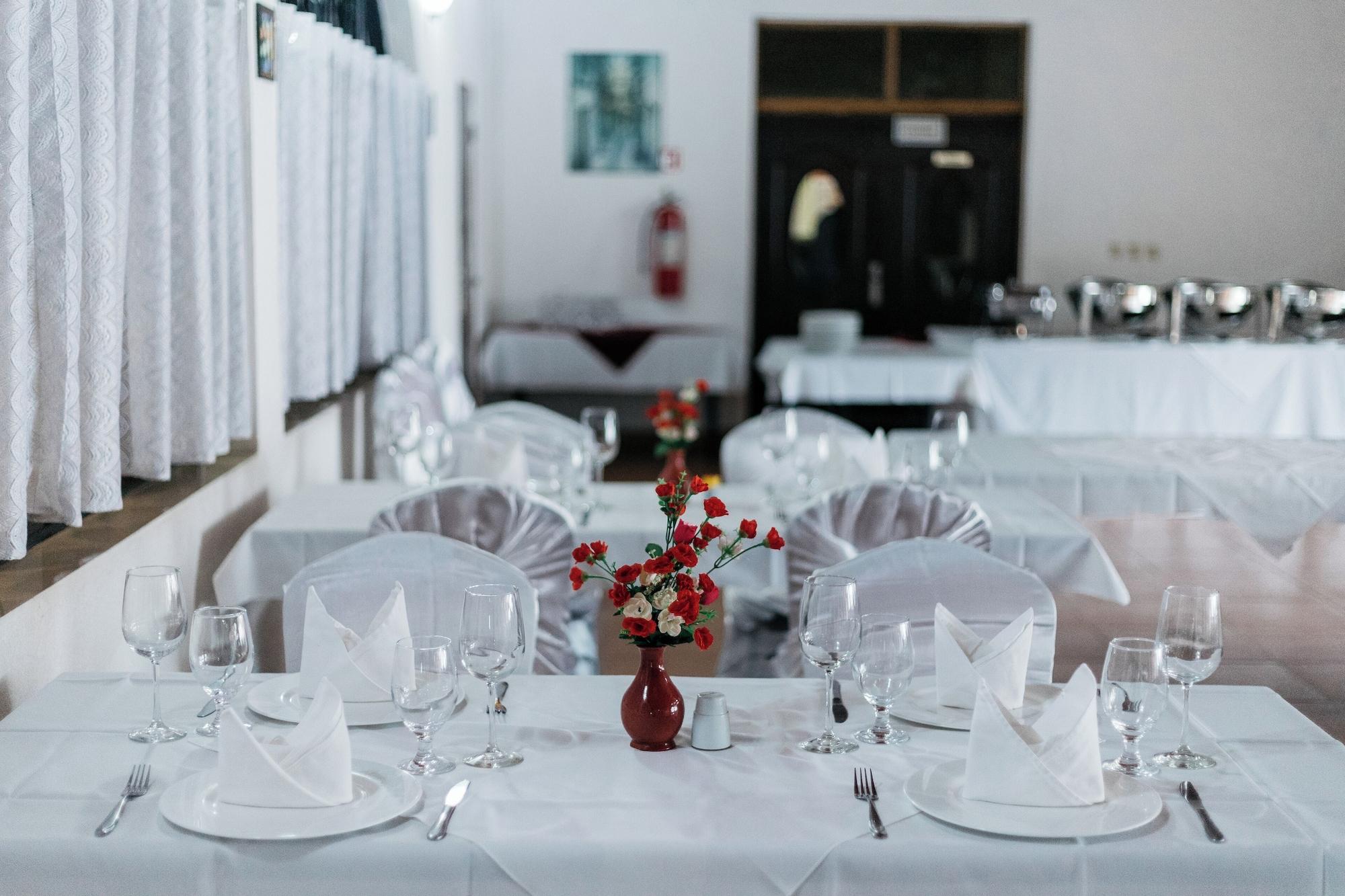 Restaurant Pearl Residence Hotel