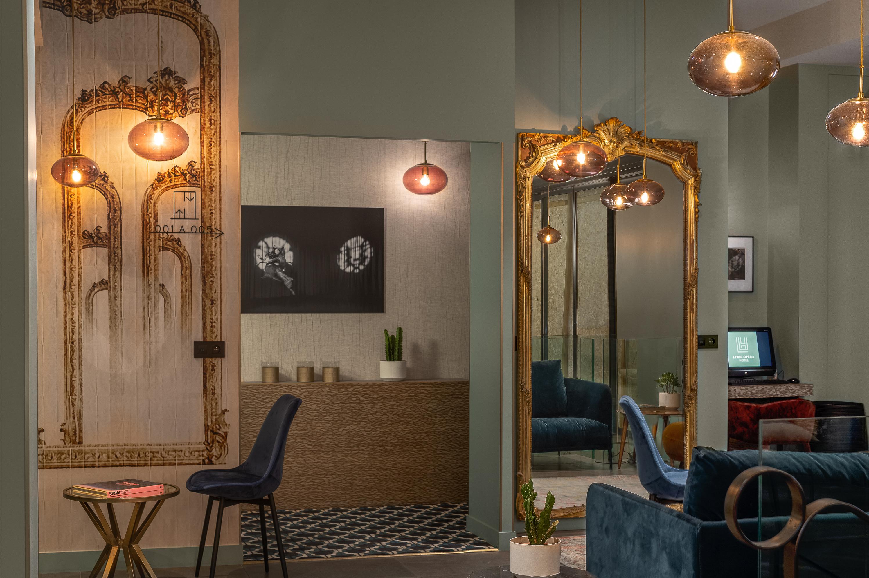 Vista Lobby Lyric Hotel Paris