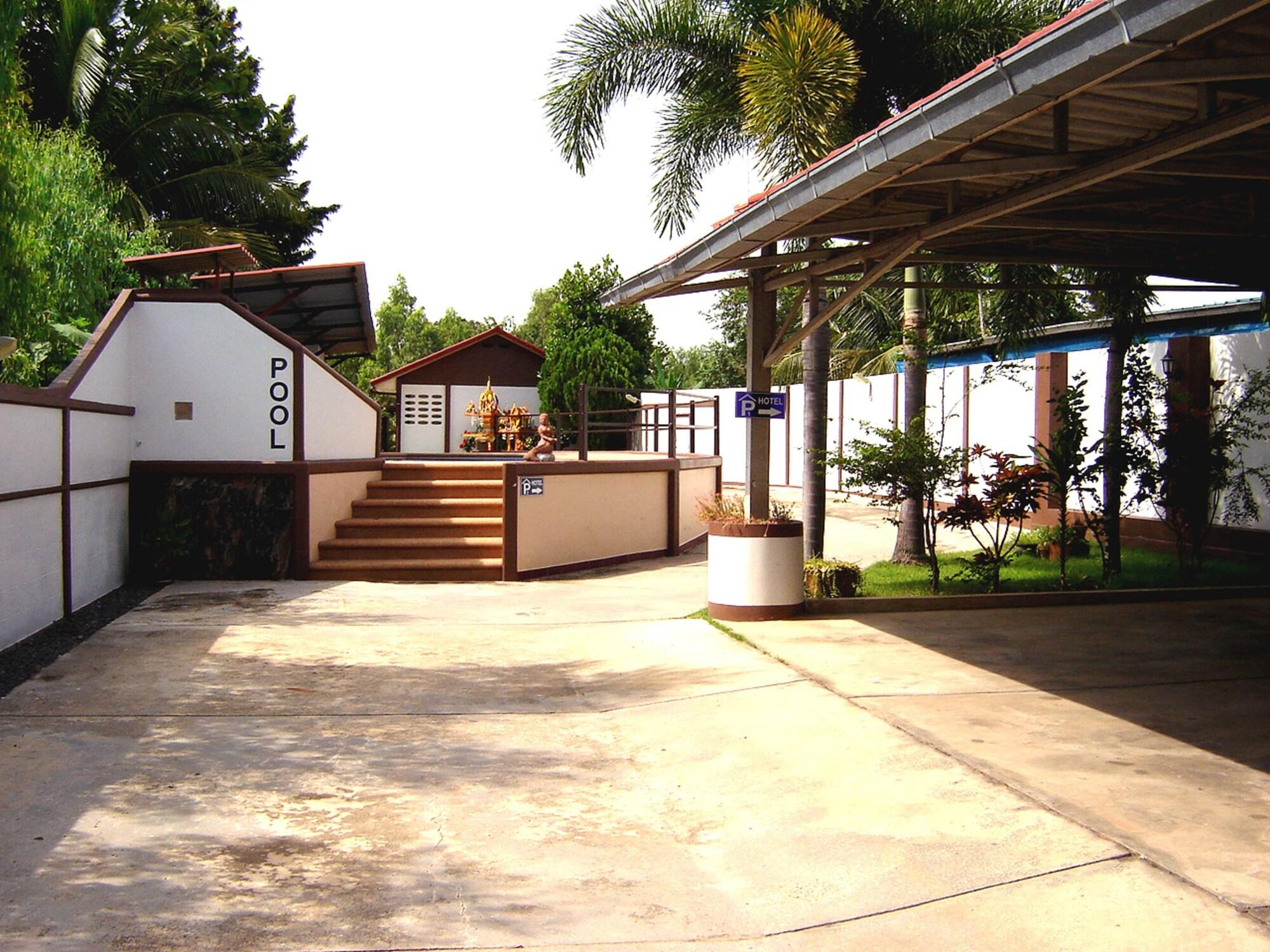 Comodidades del Alojamiento Banlang Hotel Resort & Swimmingpool