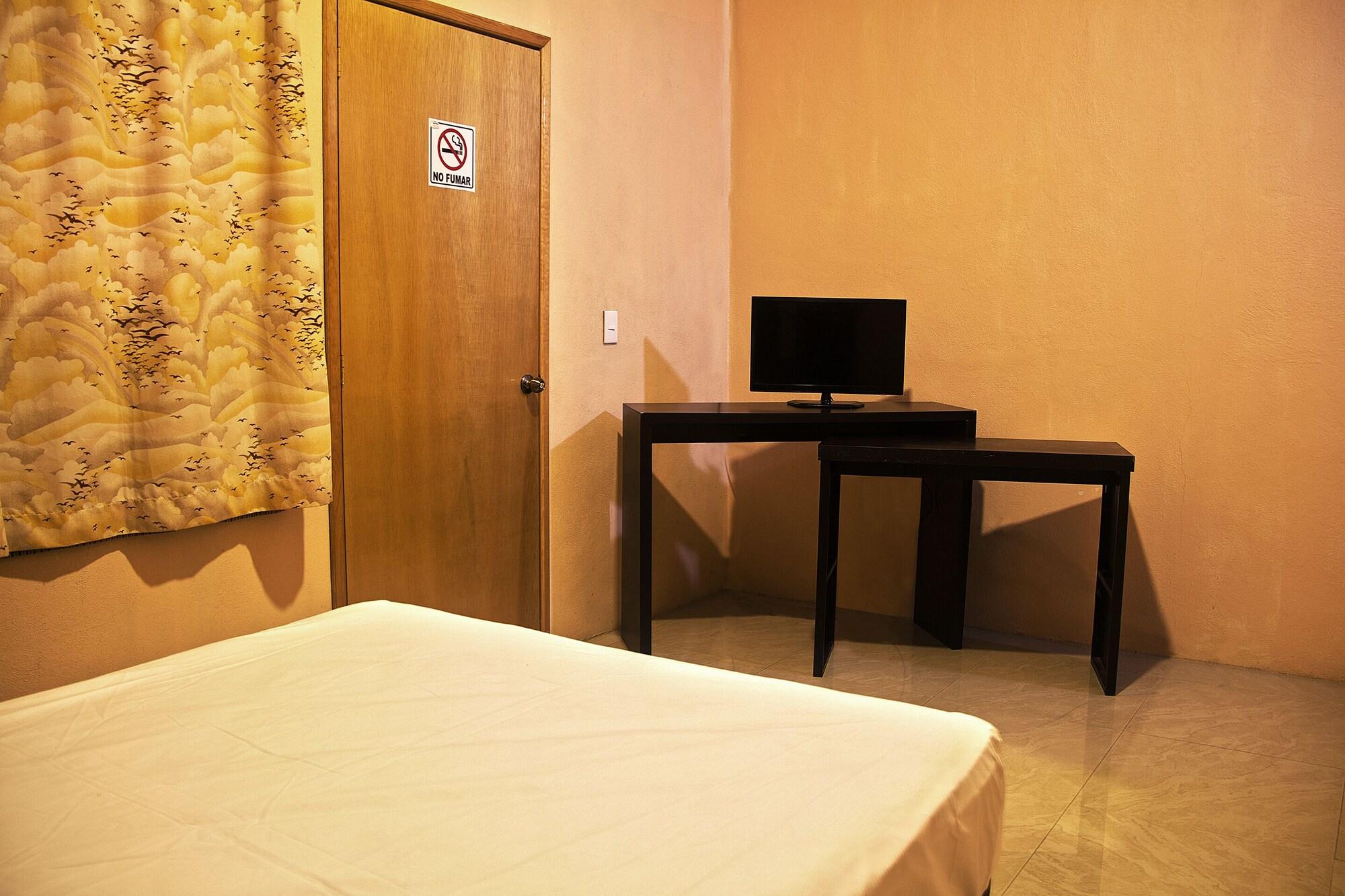 Set de Habitación OYO Hotel Trigos De Oro,San Luis Teolocholco Park