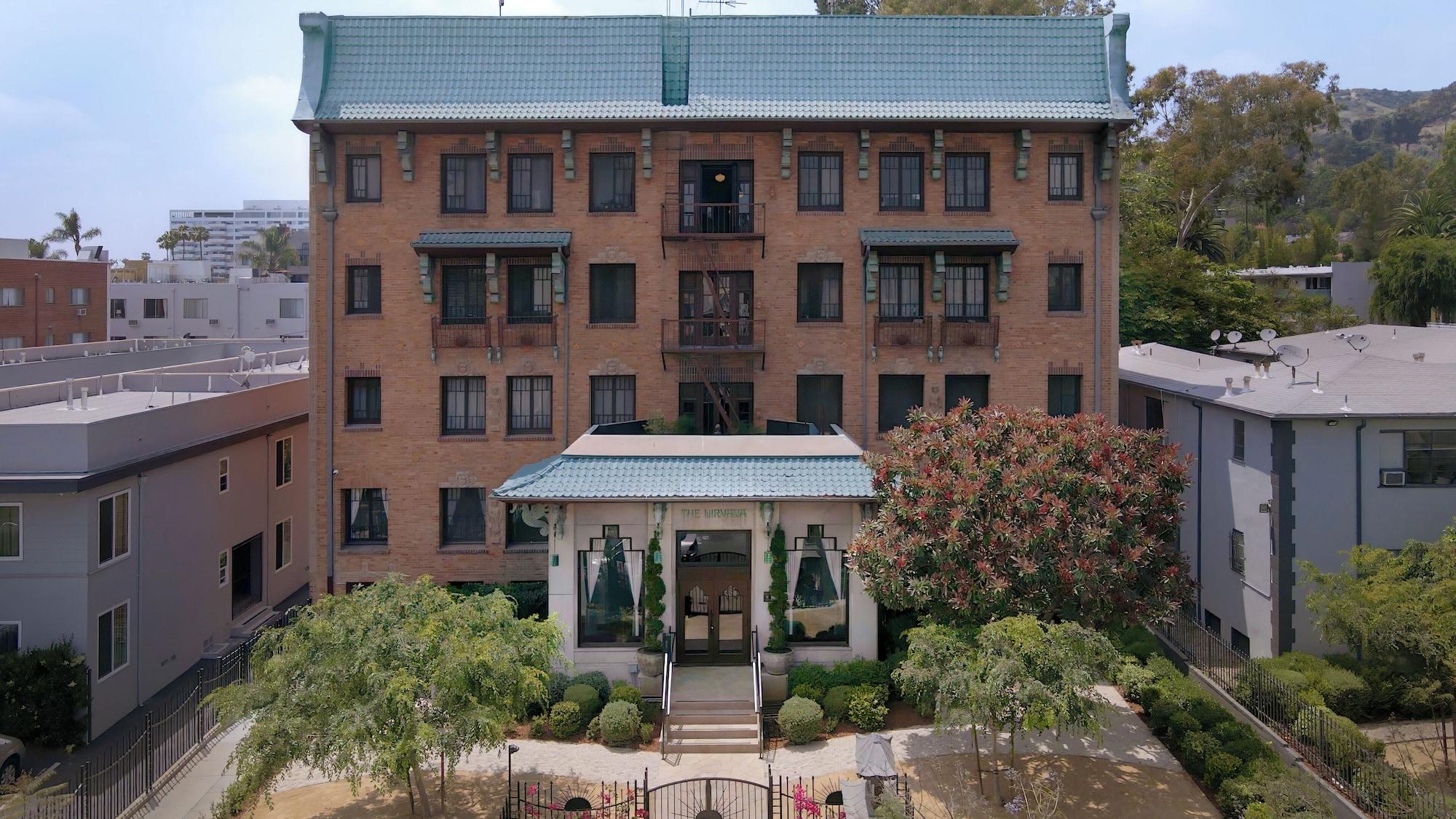 Vista Exterior The Nirvana Apartment Hotel