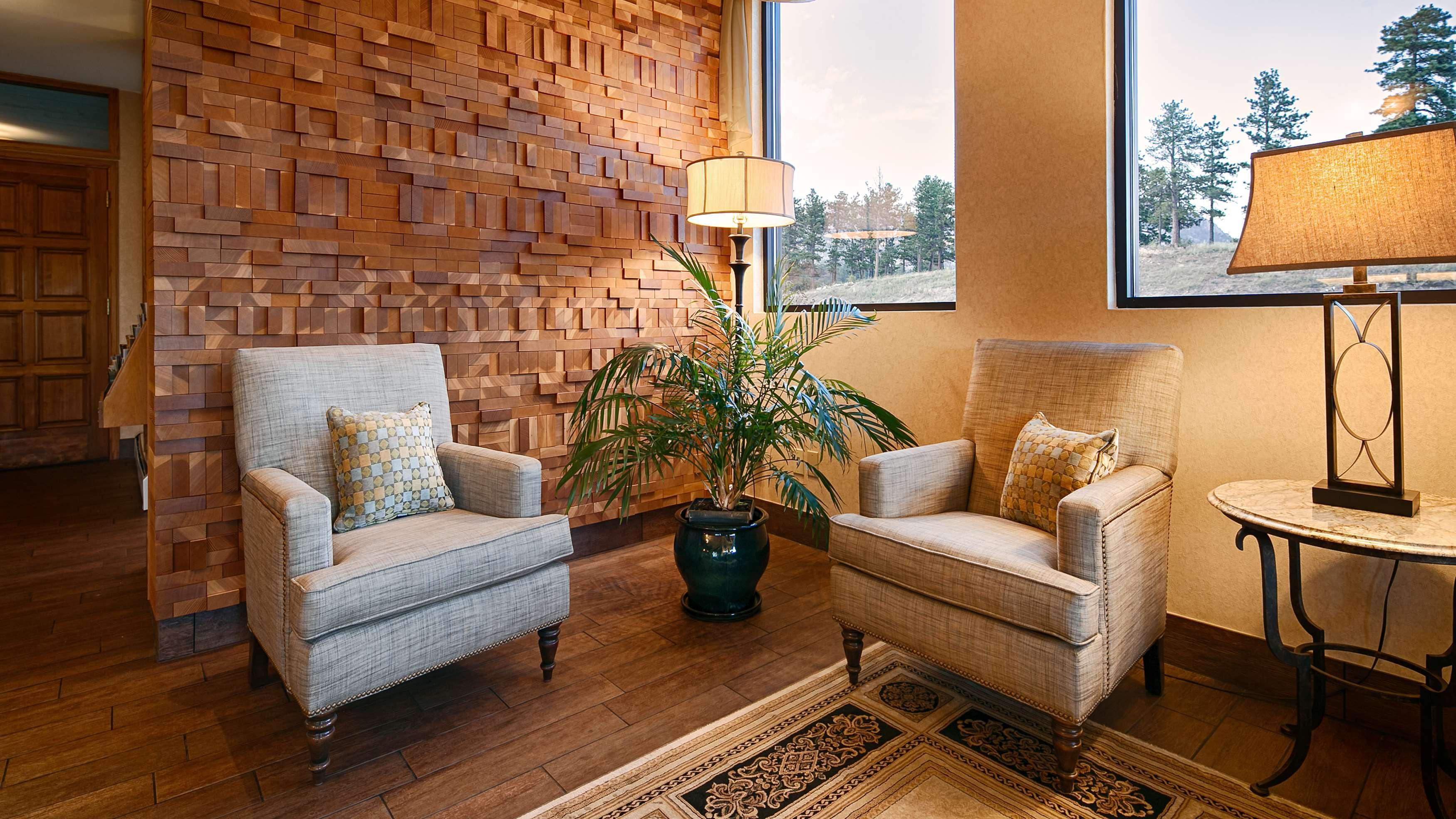 Vista Lobby Best Western Plus Silver Saddle Inn