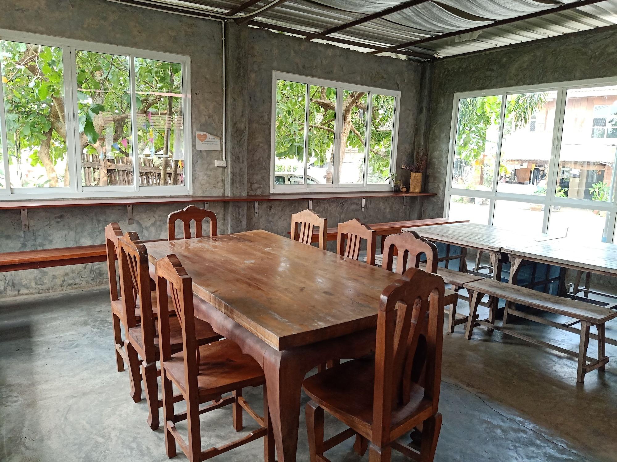 Restaurant Phumchan Place Hotel