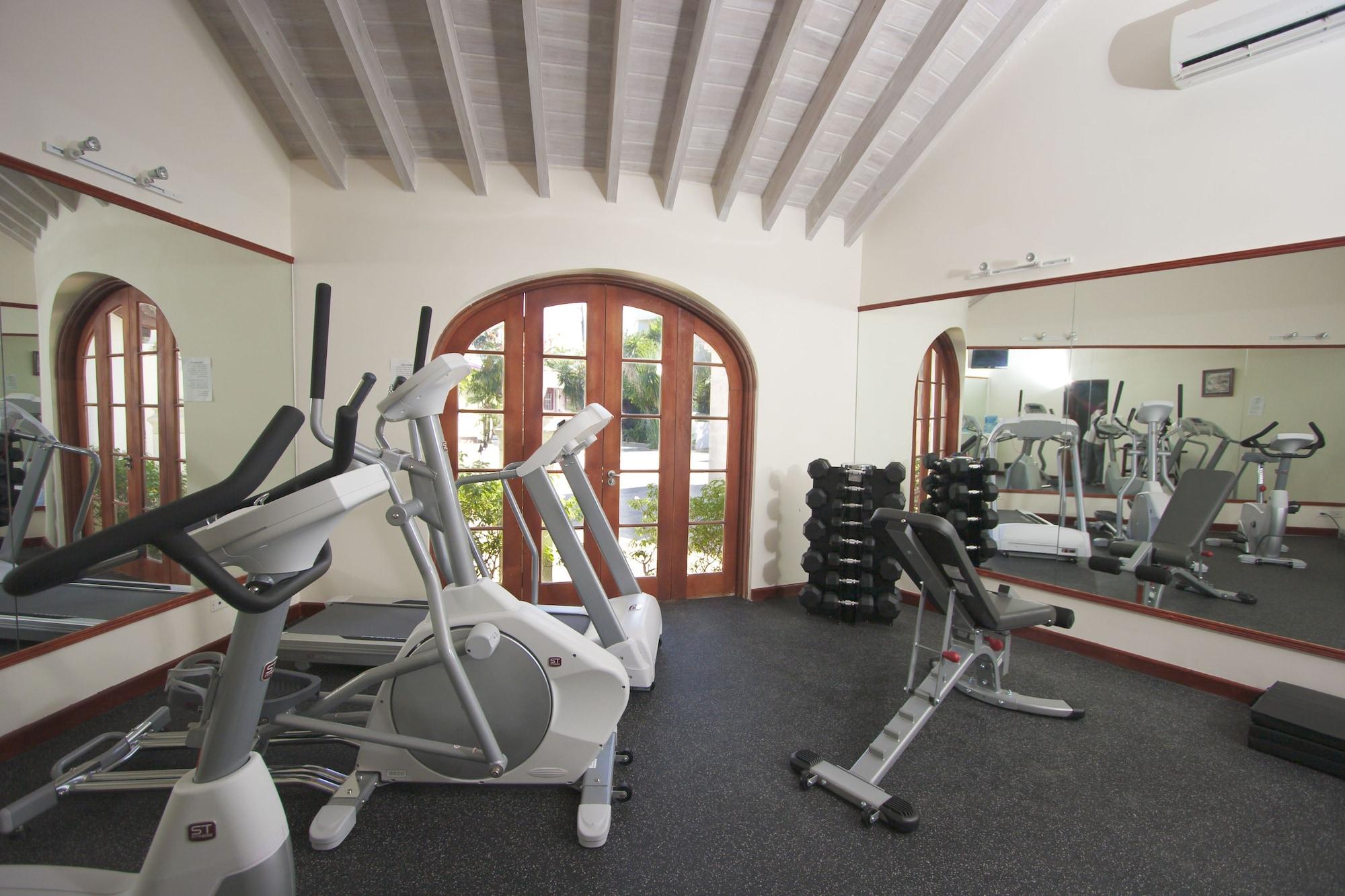 Gimnasio Mango Bay All Inclusive